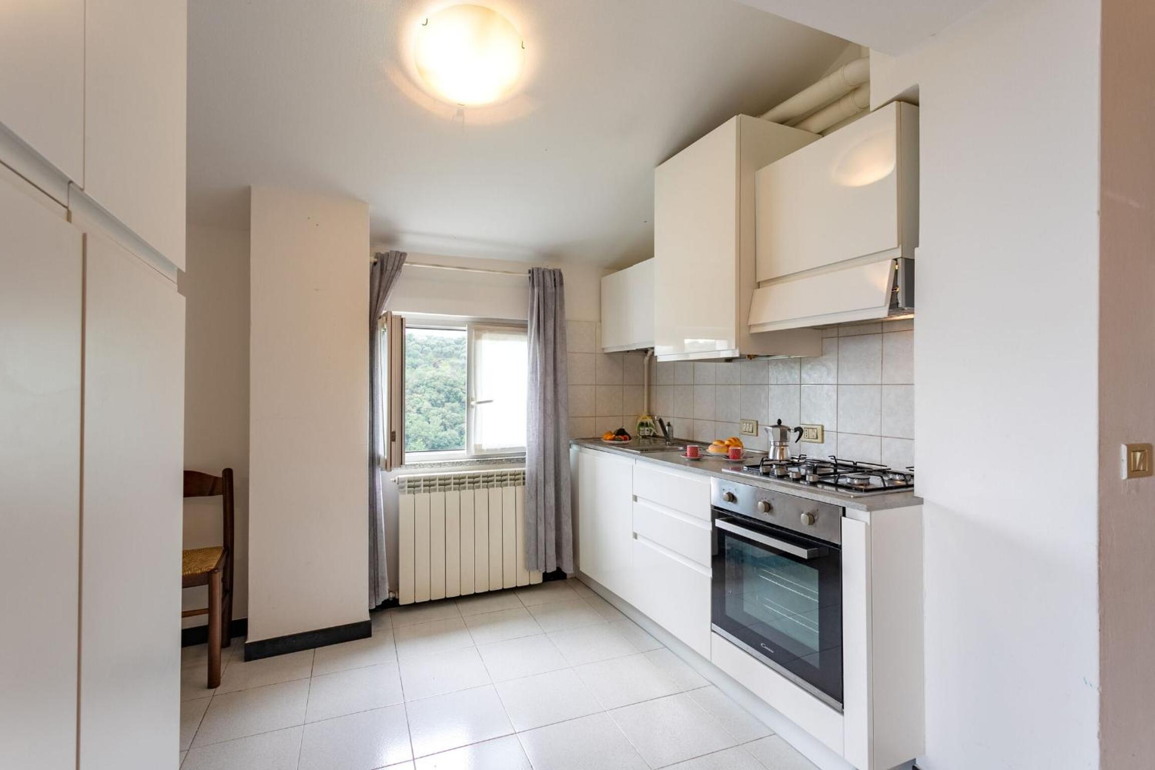 Apartment 5 photo 2