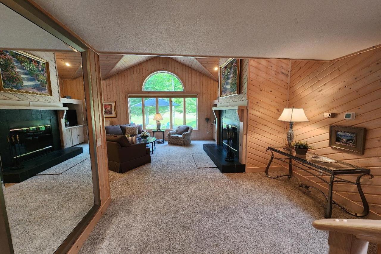 Three-Bedroom Vacation Home  photo 1