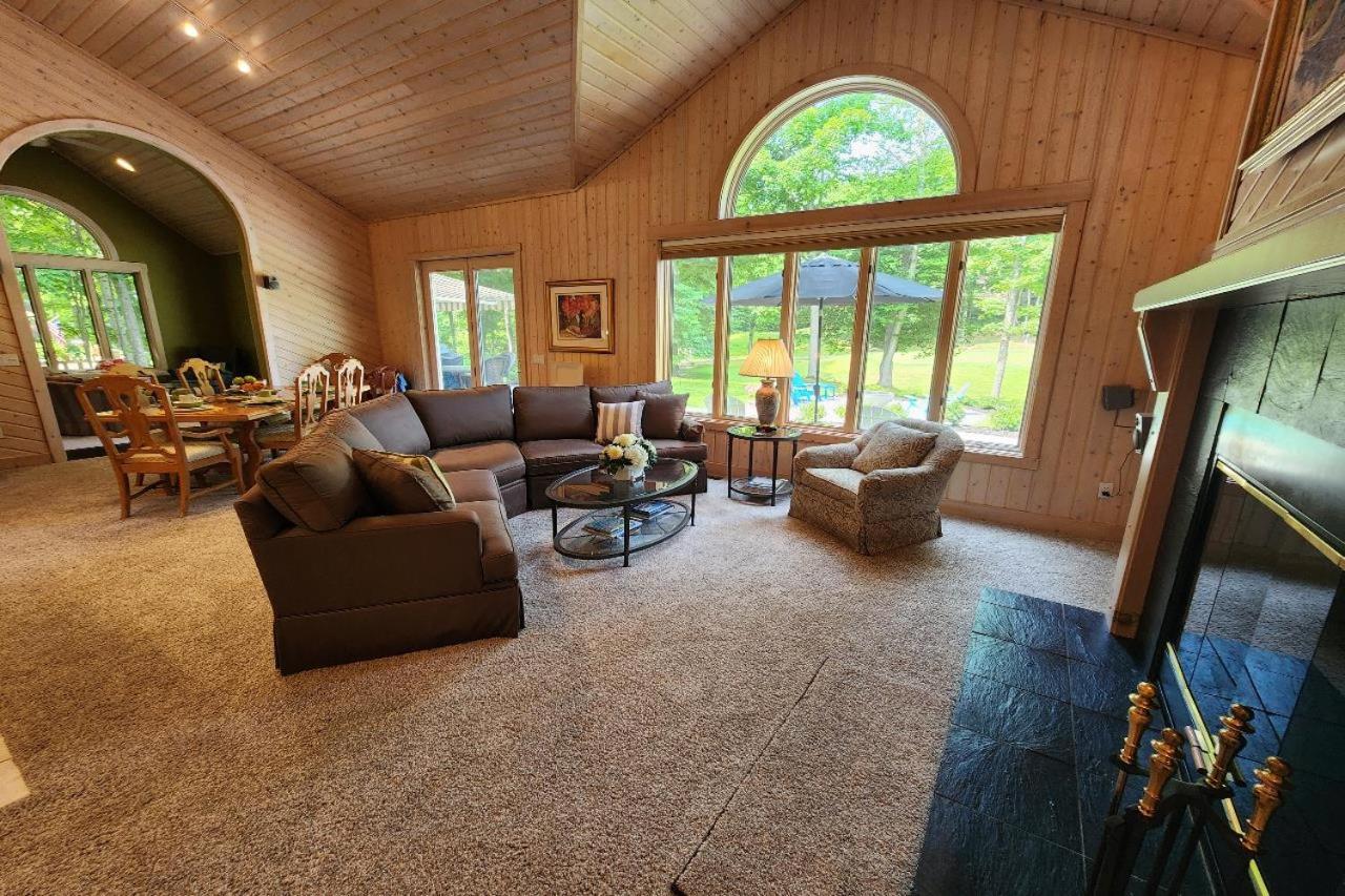 Three-Bedroom Vacation Home  photo 3