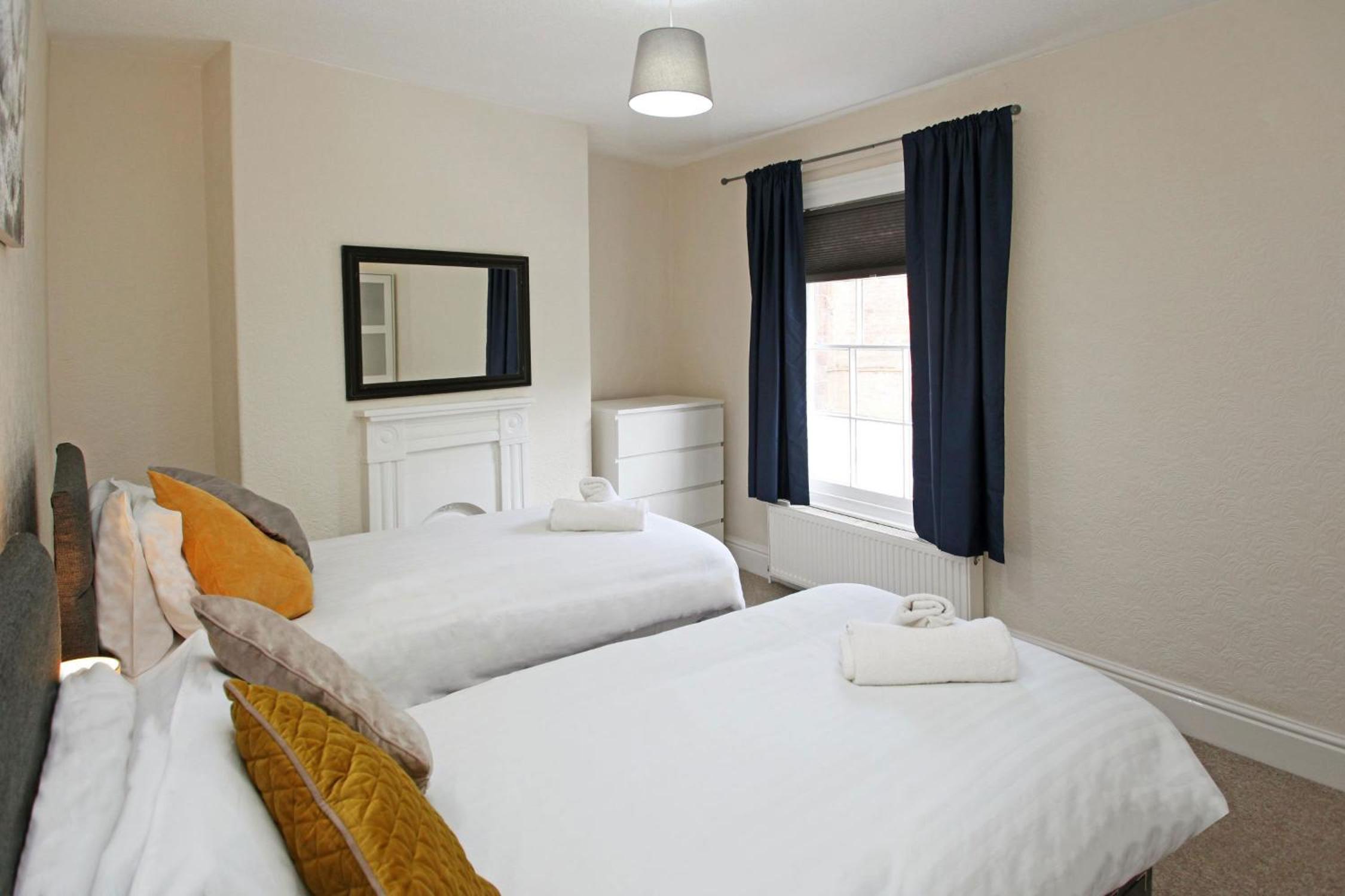 Four-Bedroom House - Photo 46