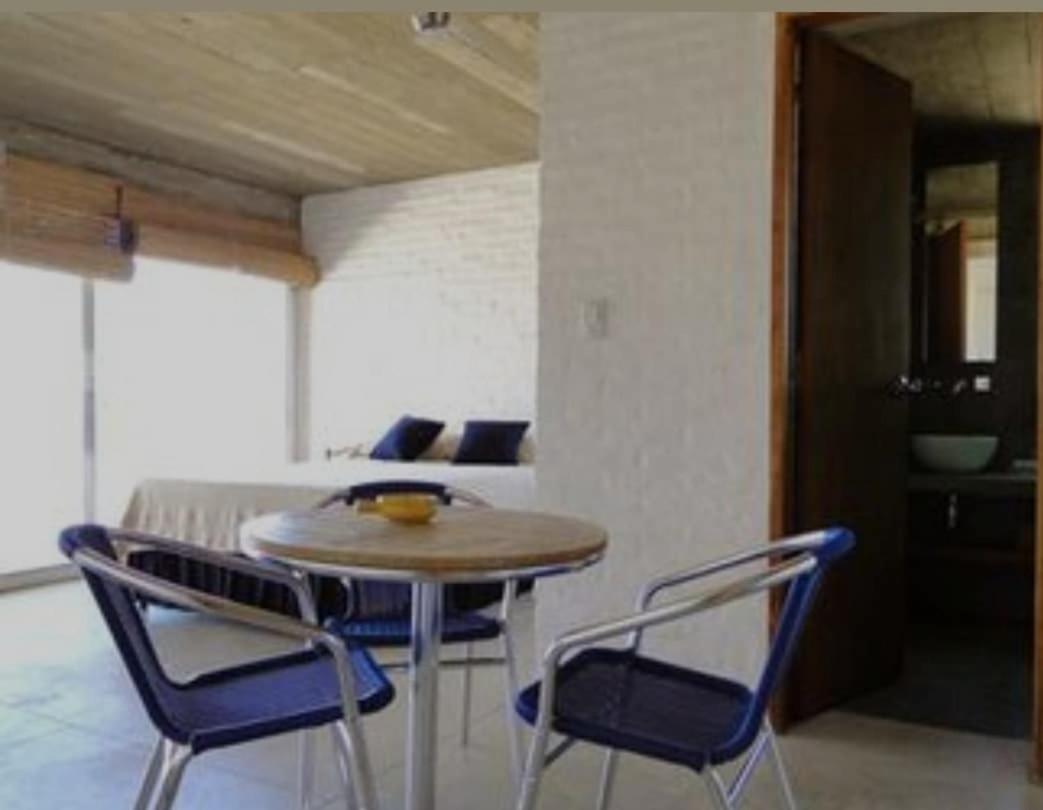 Deluxe Double Room (2 Adults + 1 Child) photo 1