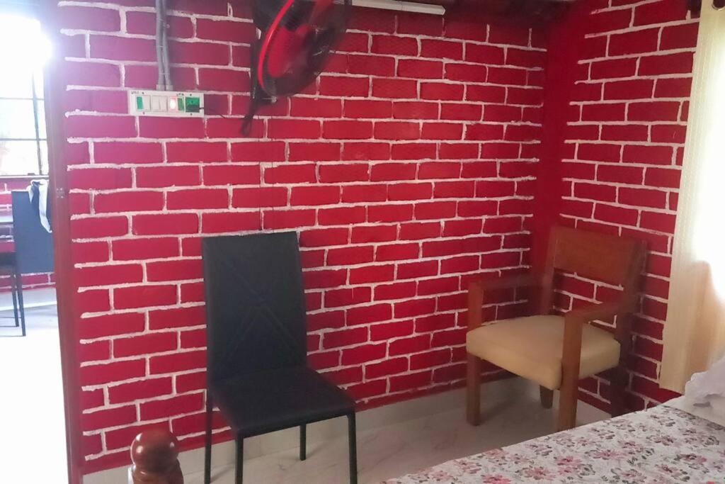 One-Bedroom House photo 3