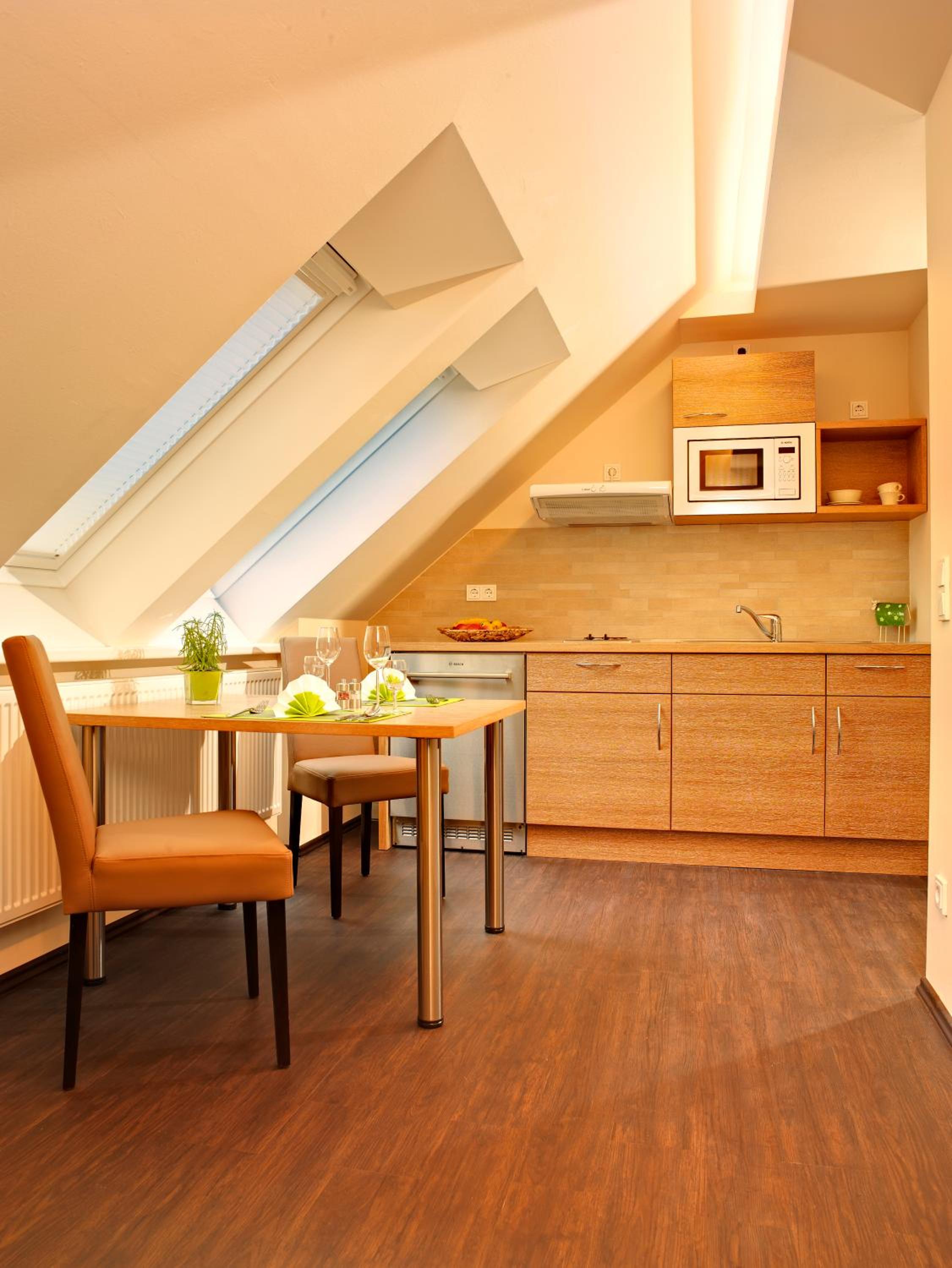 Apartment (2 Adults)