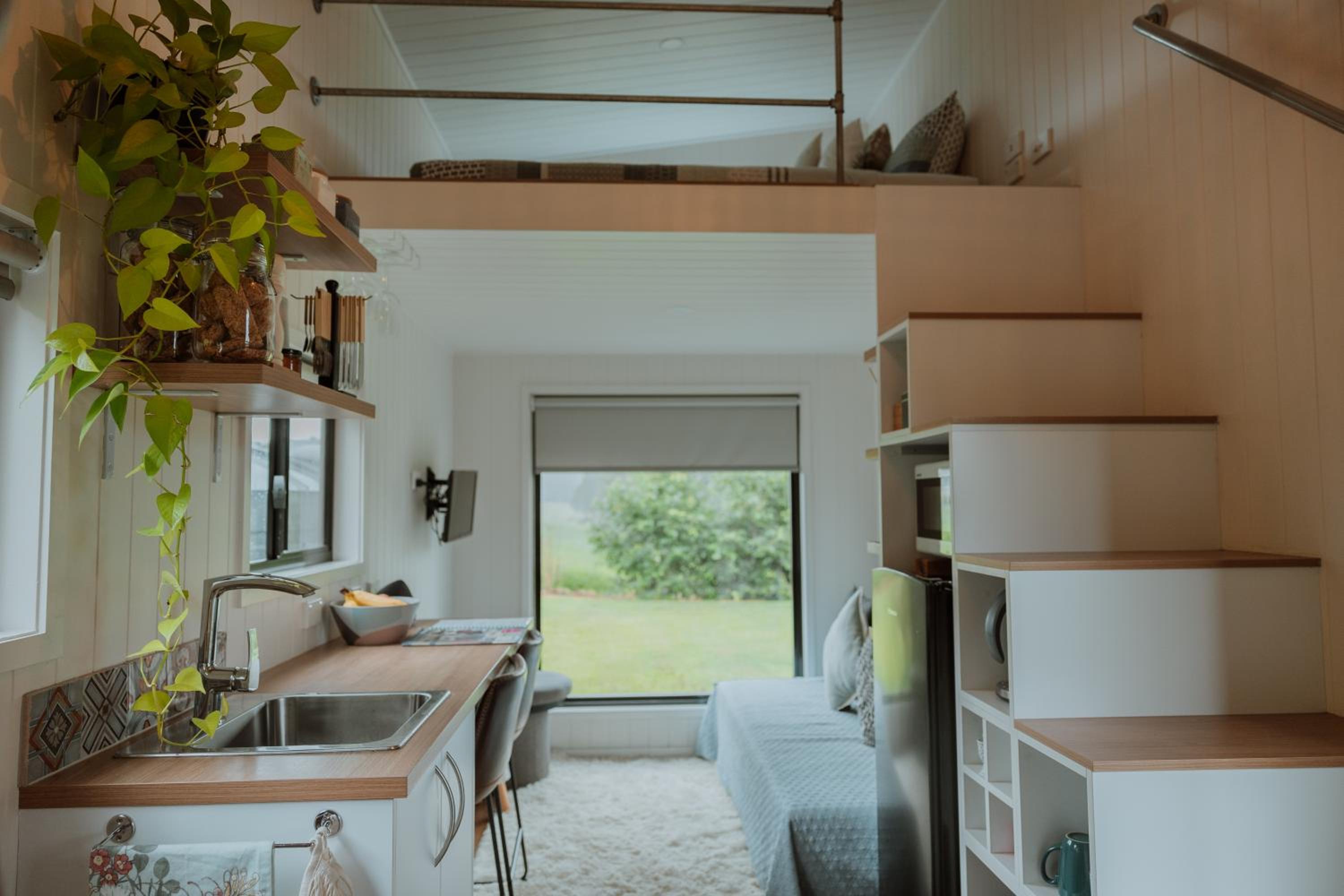 Deluxe Quadruple Room - Tiny House On Wheels photo 2