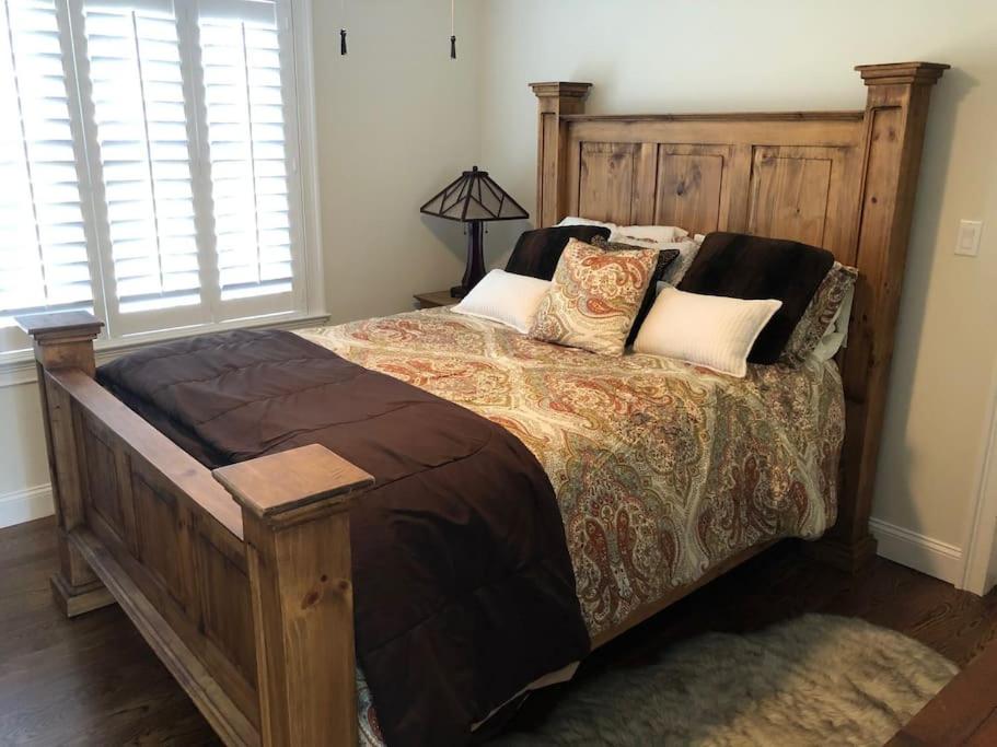 One-Bedroom House photo 1