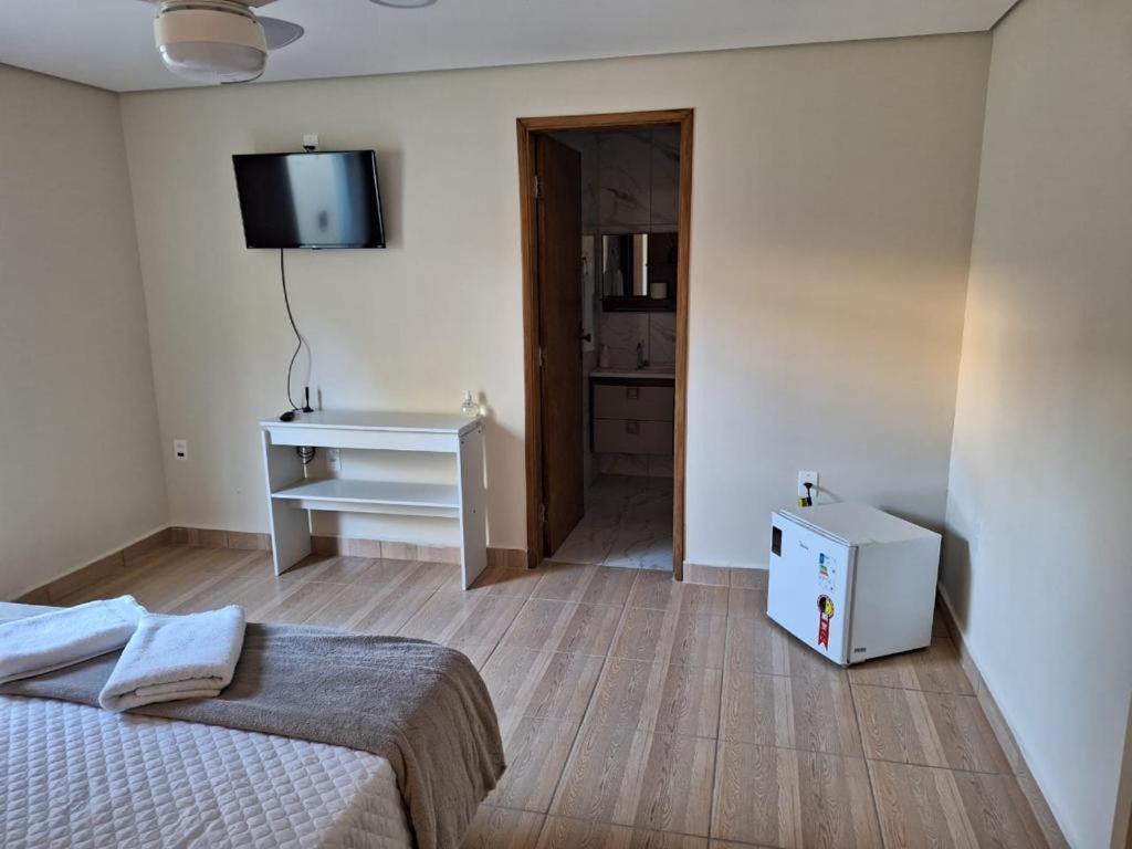 Suite - Photo 9