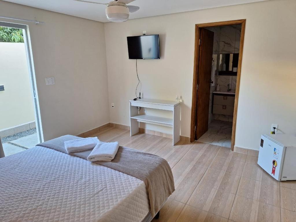 Suite - Photo 10