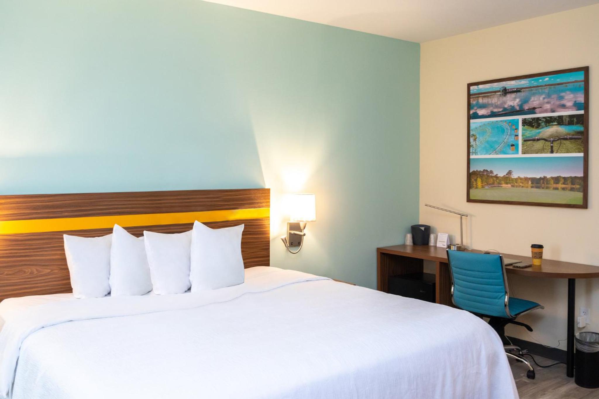 Business King Room Smoke Free