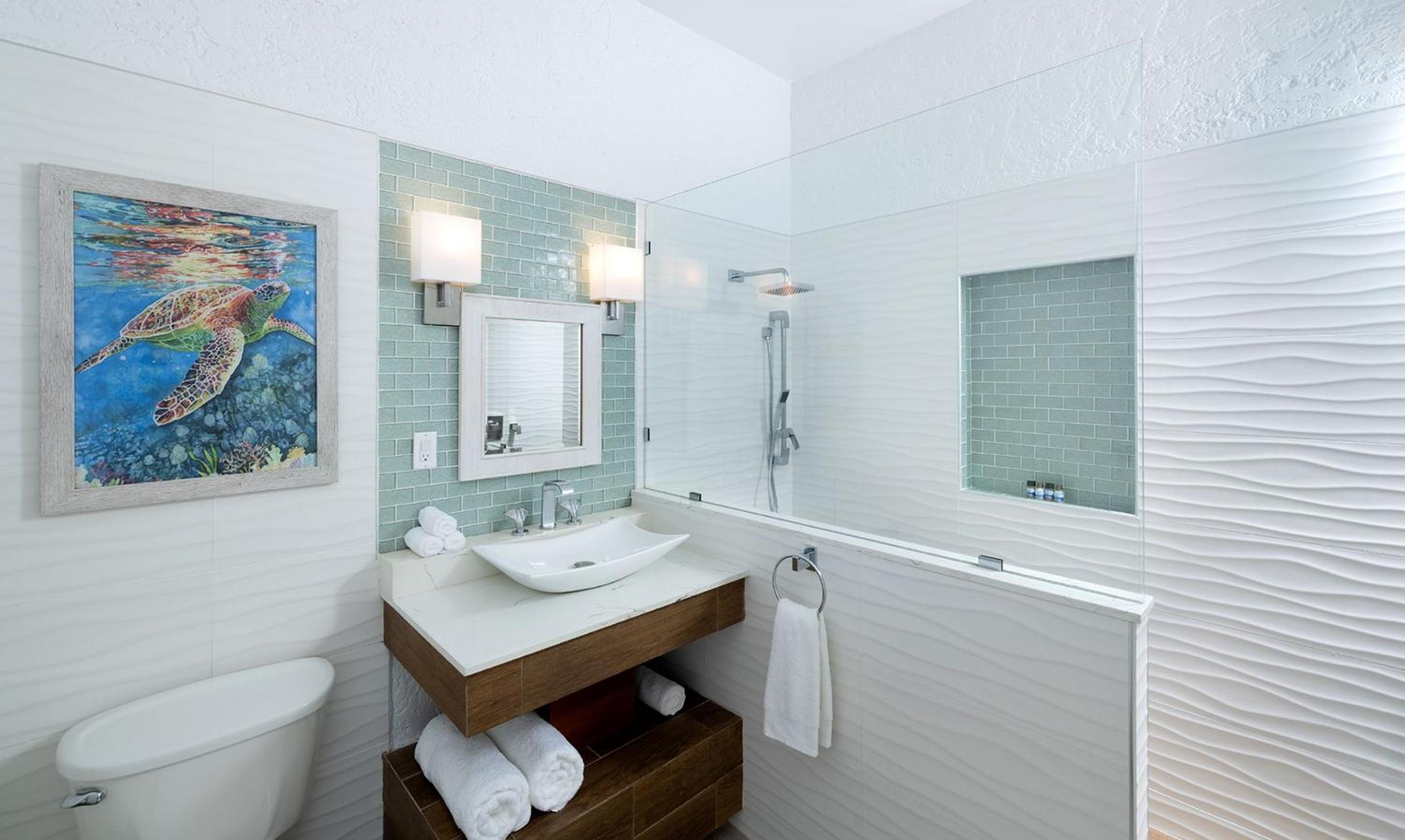 2 Bedroom Oceanfront Suite photo 3