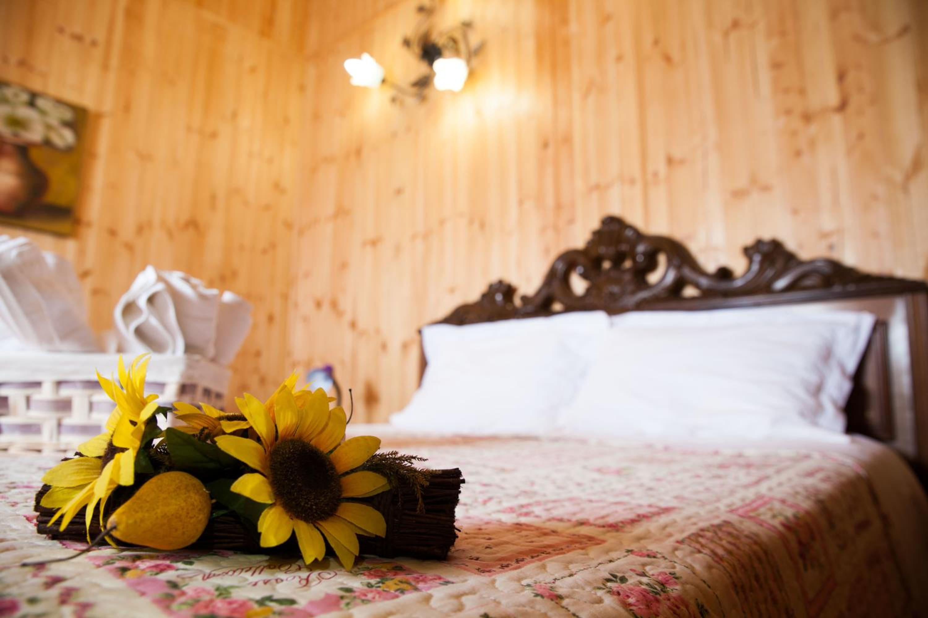 Double Room - Photo 12