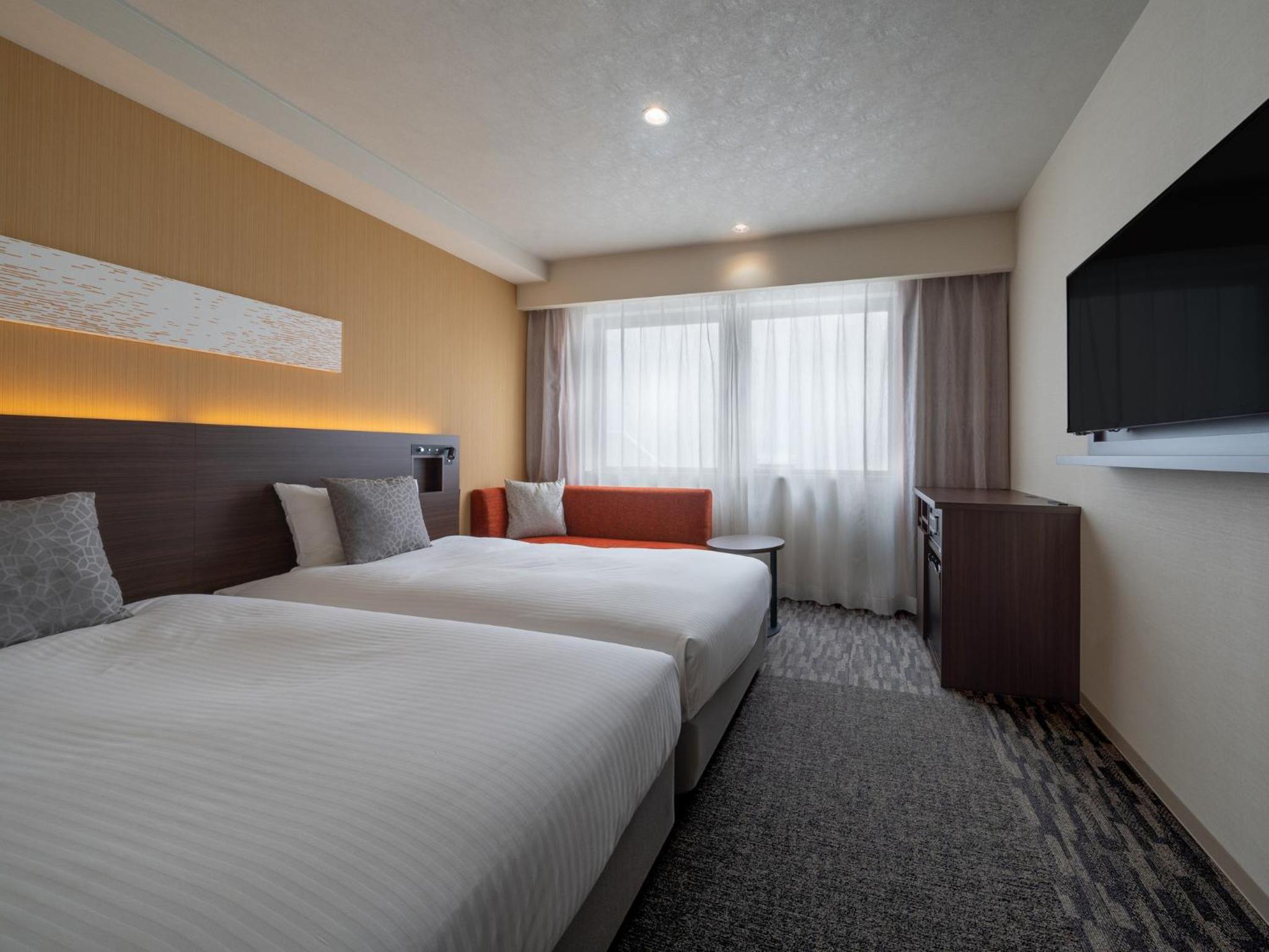 Twin Room - Photo 10