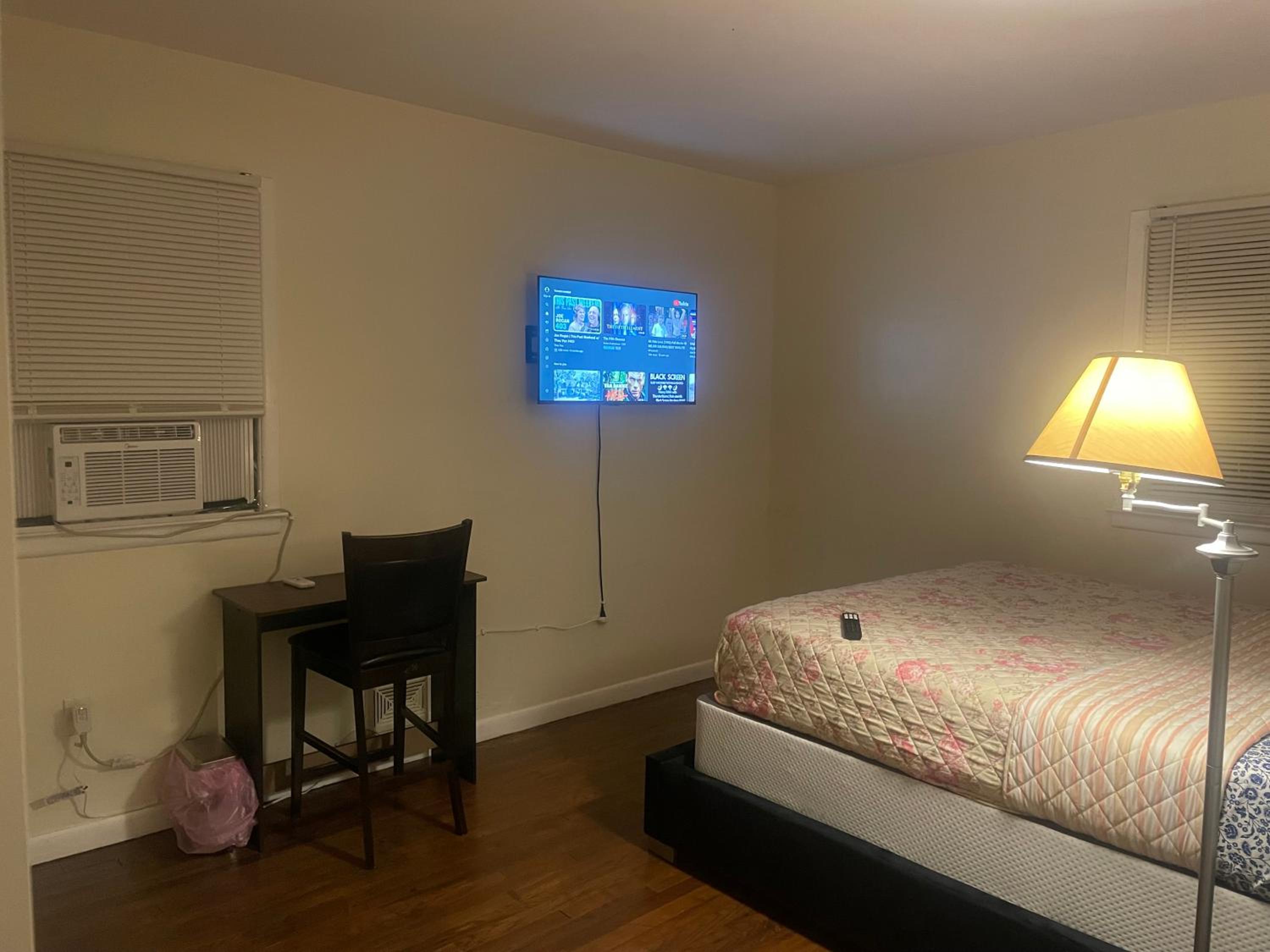Three-Bedroom Apartment photo 3