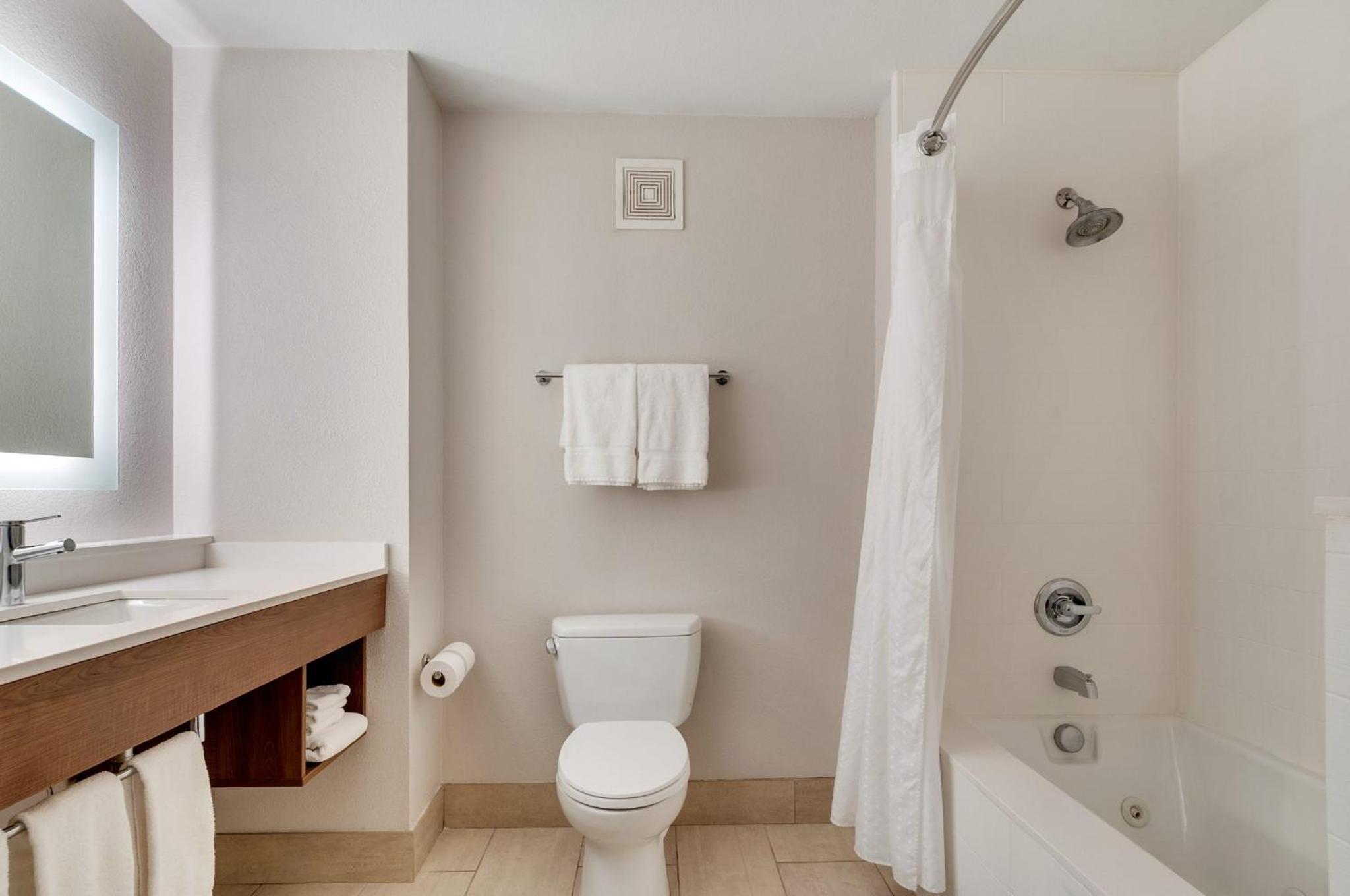 Standard Room - Photo 8