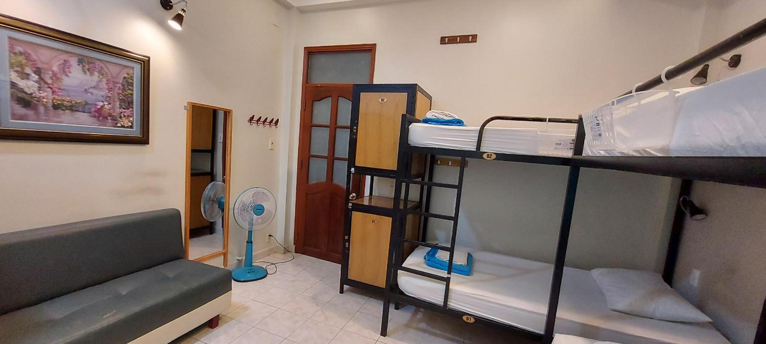 4-Bed Mixed Dormitory Room photo 3