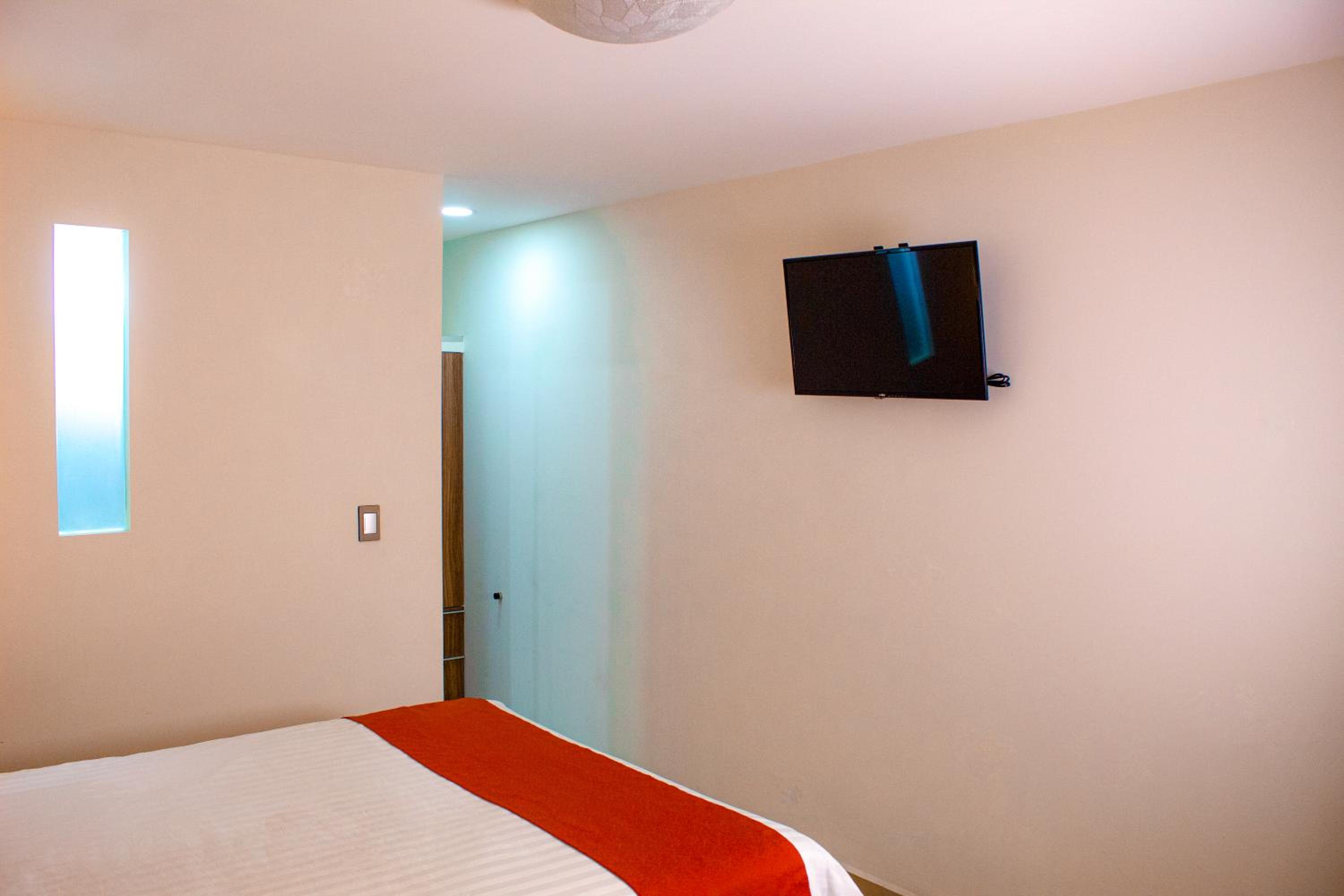 Double Room - Photo 19
