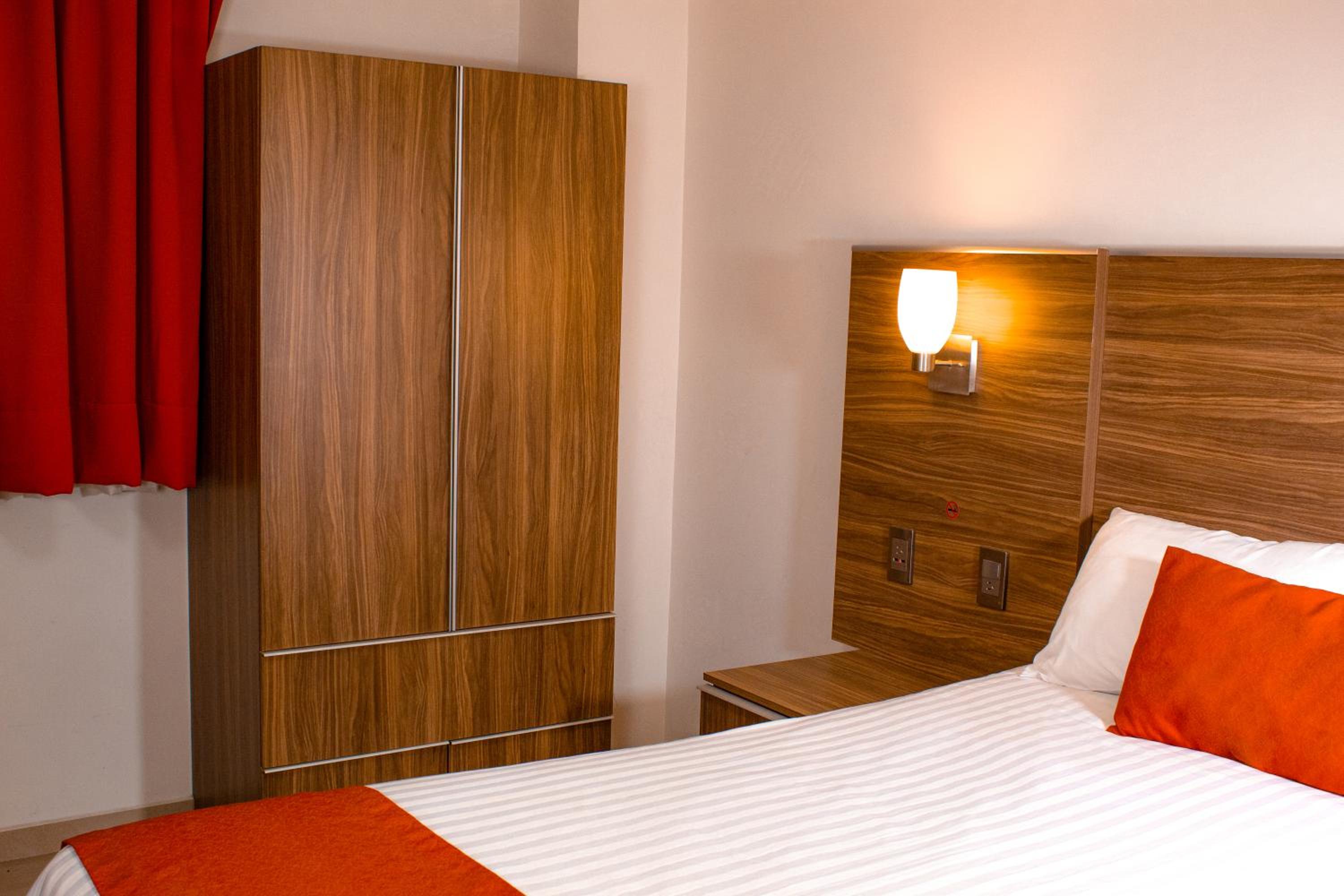 Double Room - Photo 22