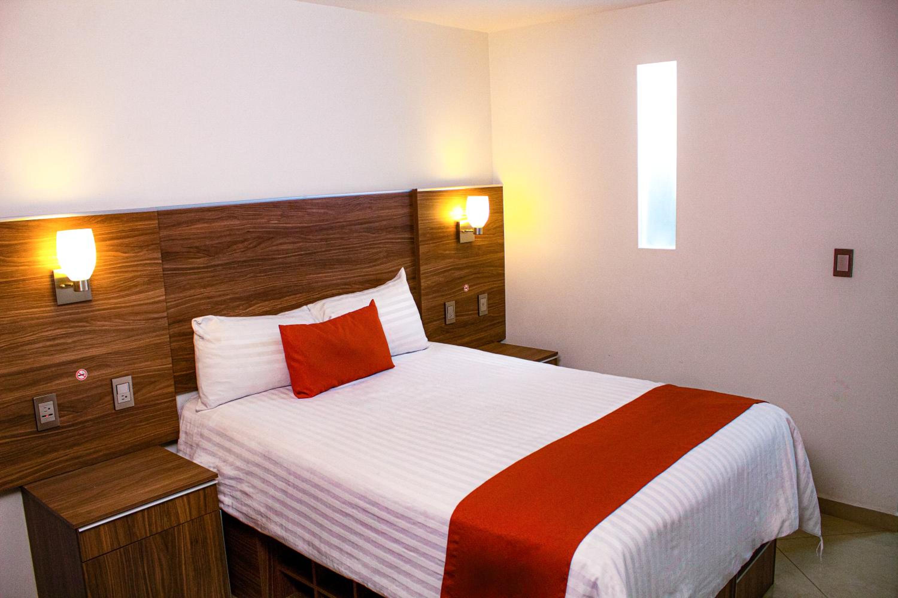 Double Room - Photo 17