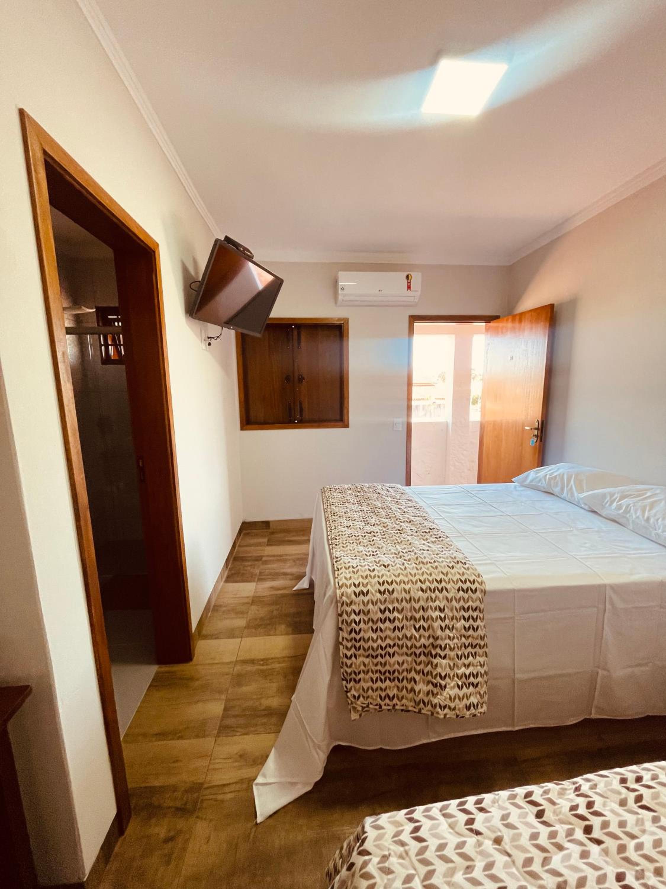 Double Room with Private Bathroom photo 1