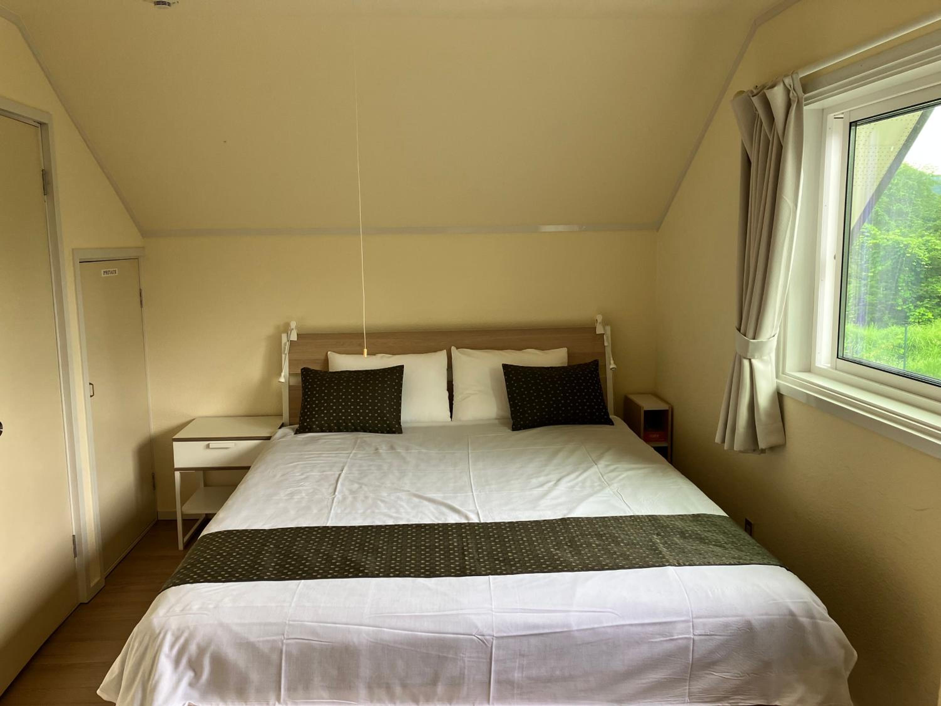 Two-Bedroom Chalet - Photo 10