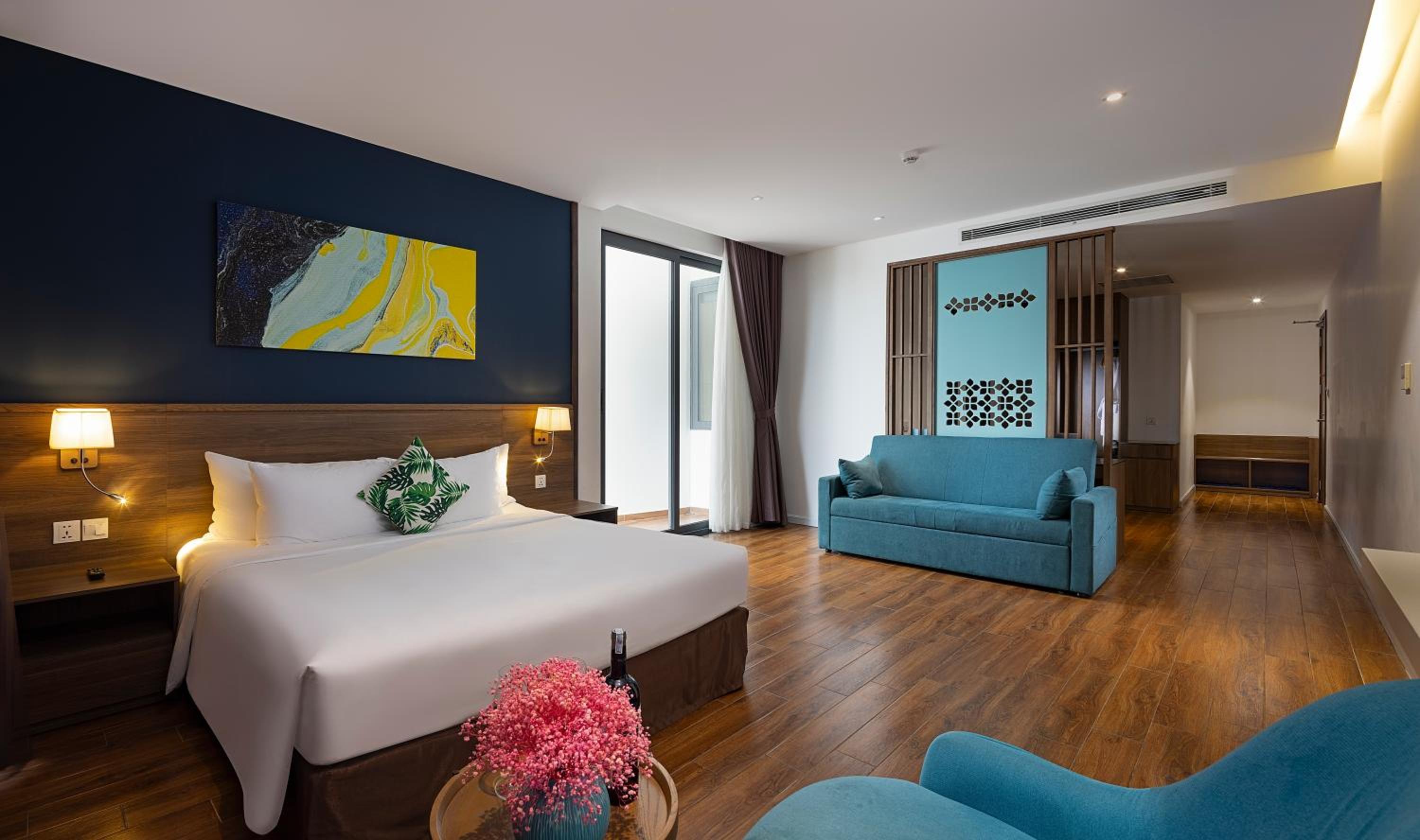 Luxury Ocean View - Photo 3