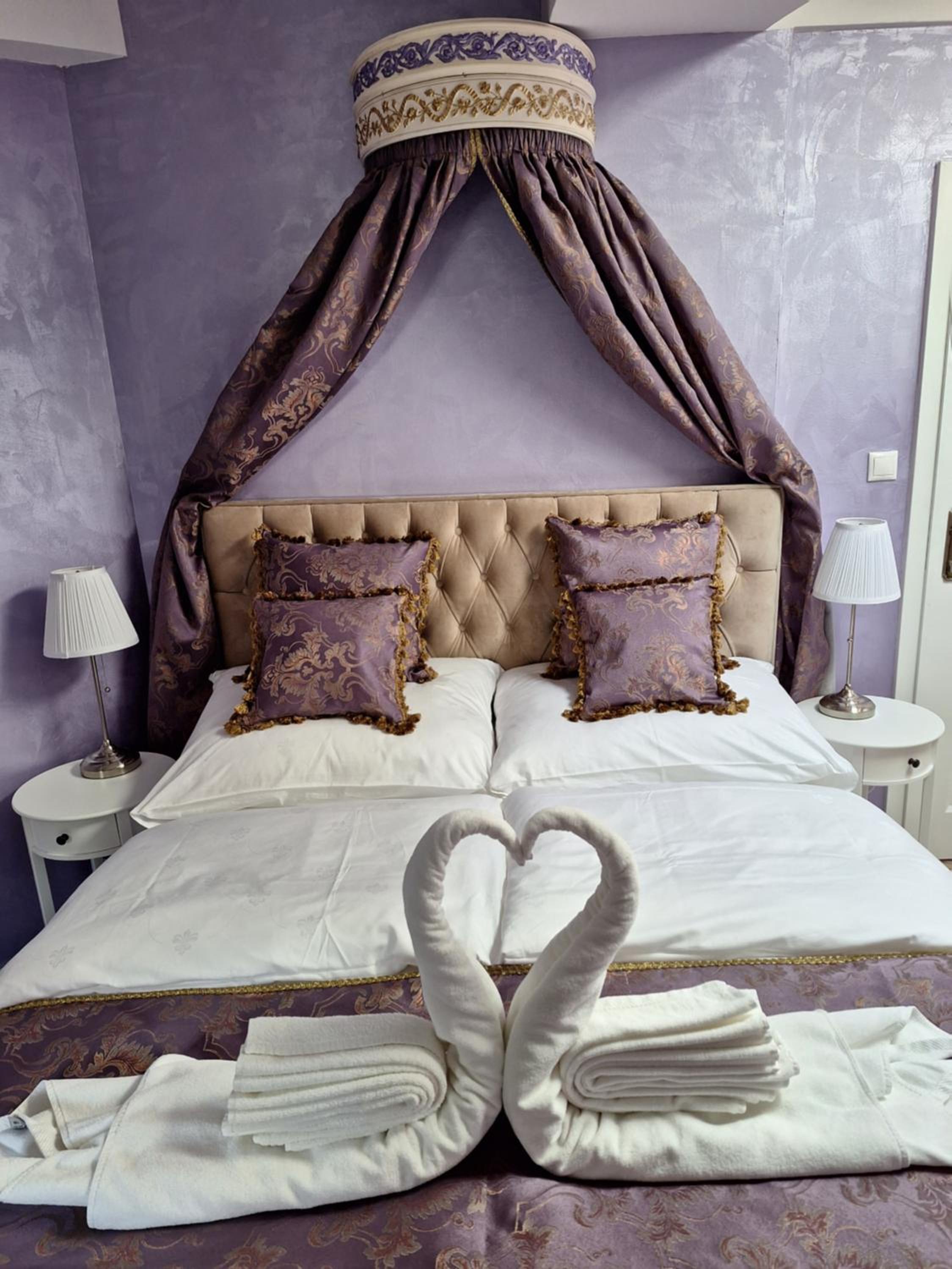 Deluxe Double Room - Photo 5
