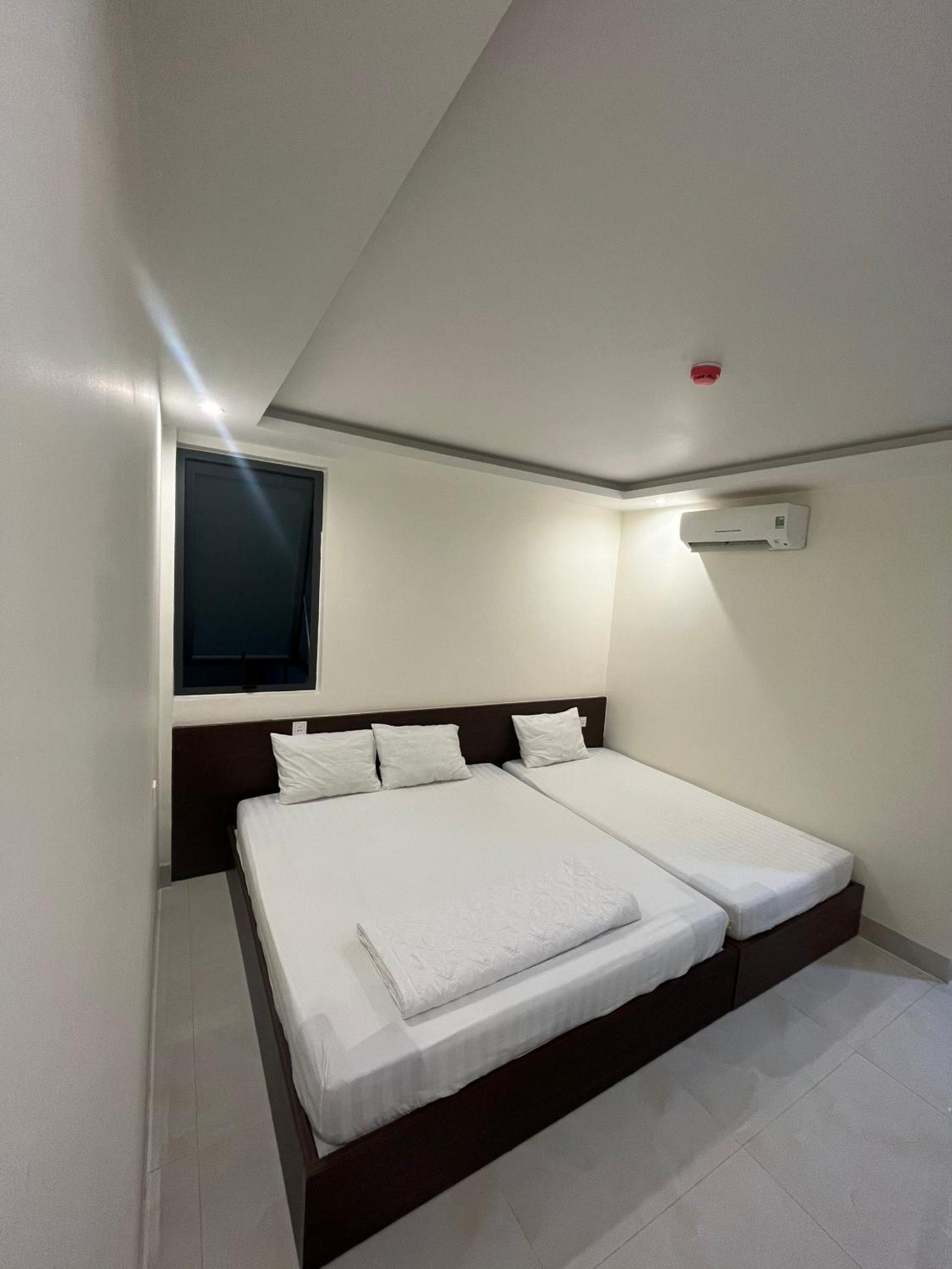 Standard Twin Room photo 2