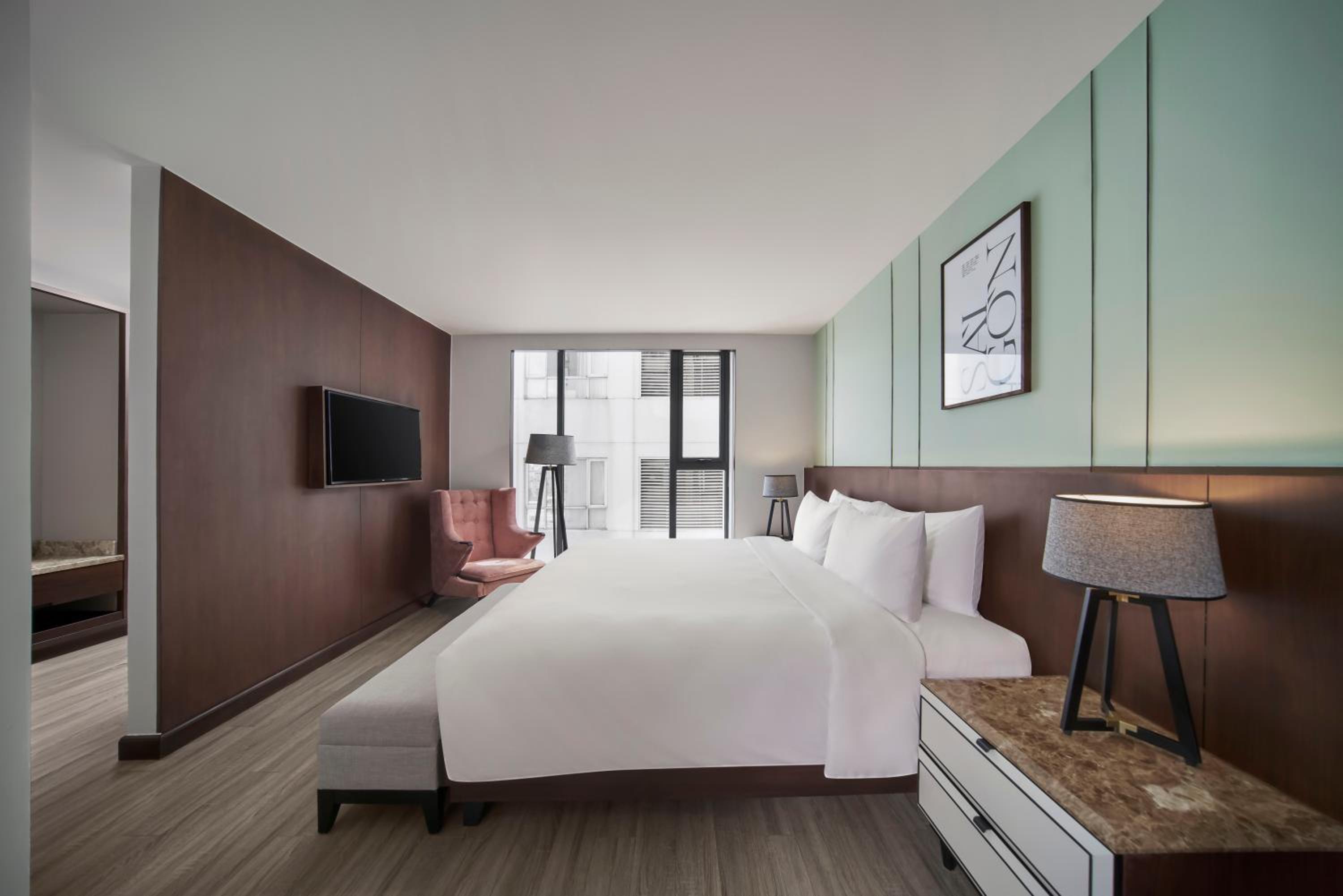 One-Bedroom photo 3