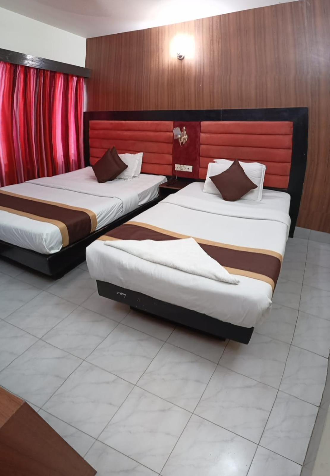 Standard Double or Twin Room photo 2