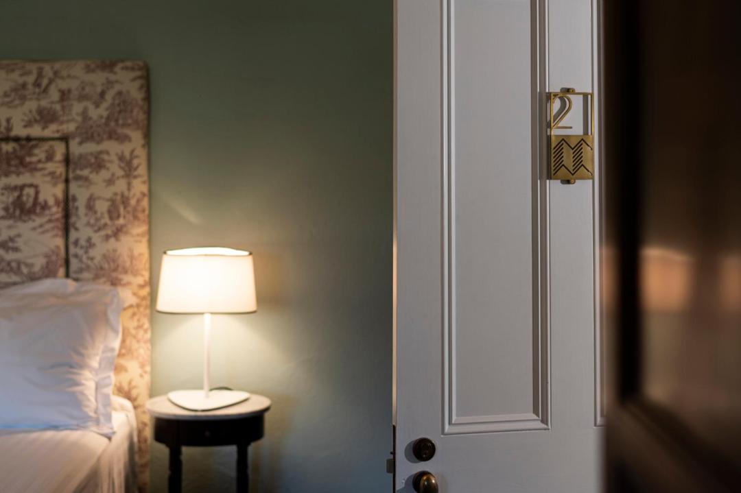 Deluxe King Room photo 2