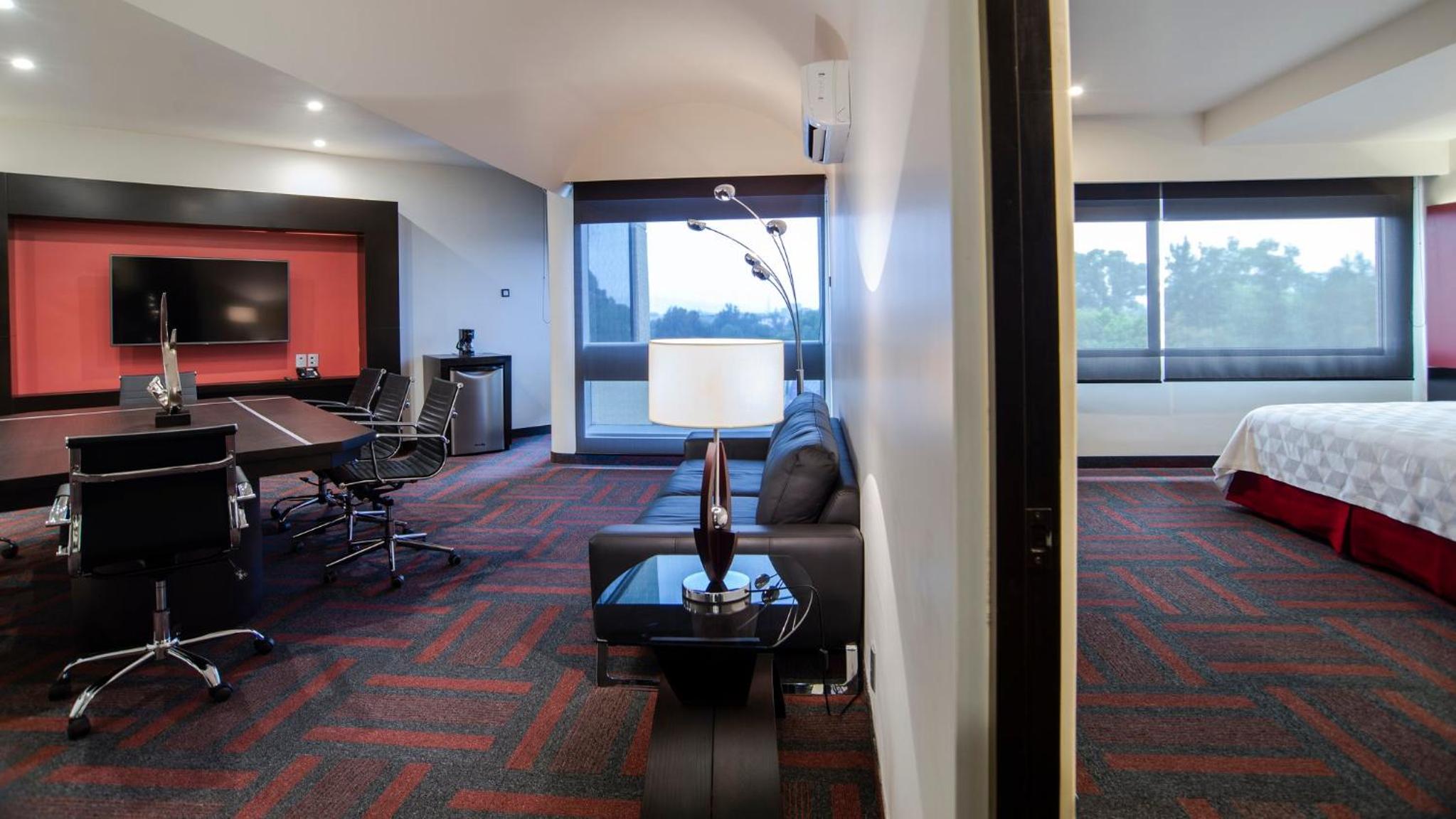 One-Bedroom King Suite - Photo 1