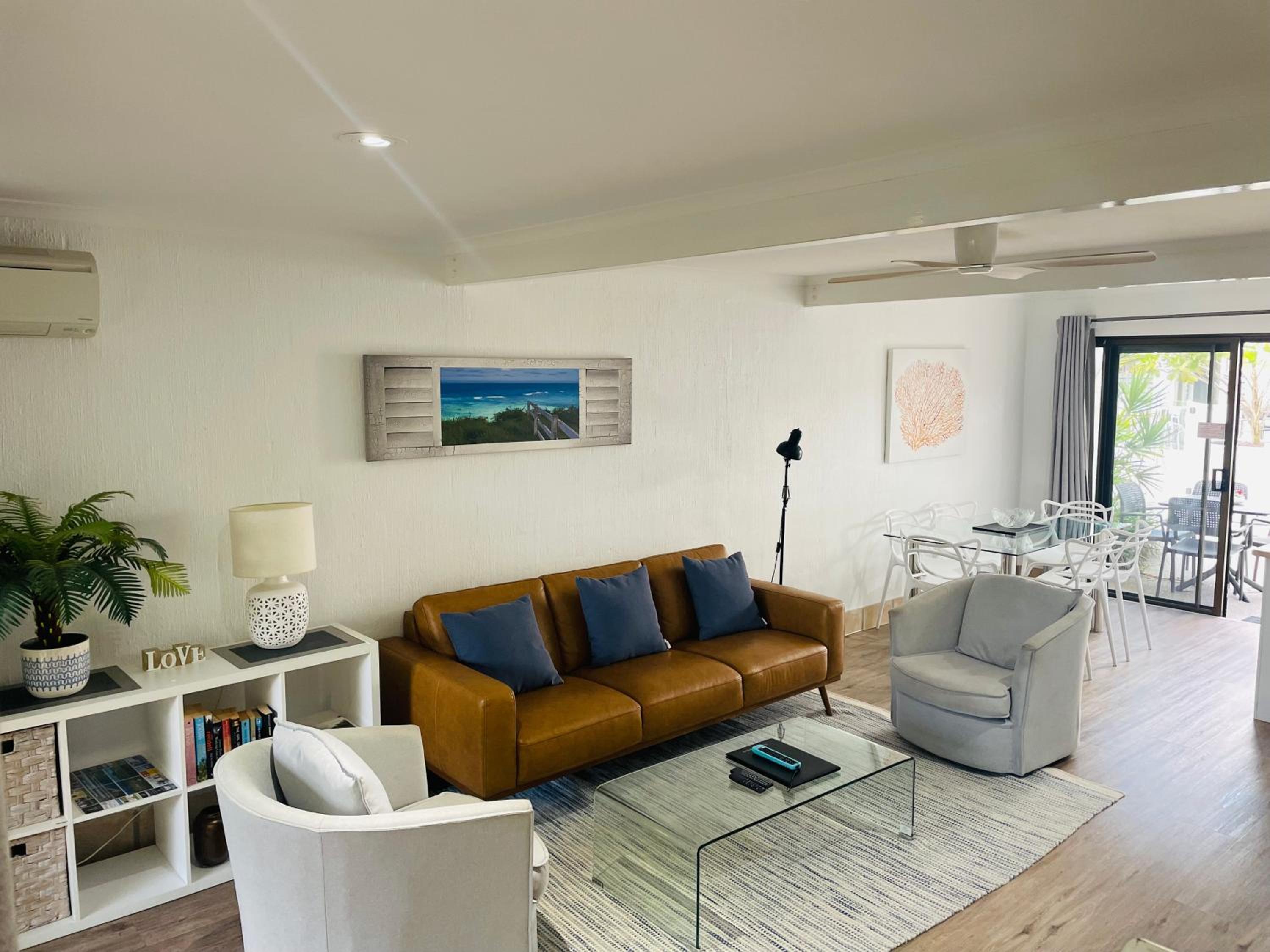 Two-Bedroom Standard Apartment photo 1
