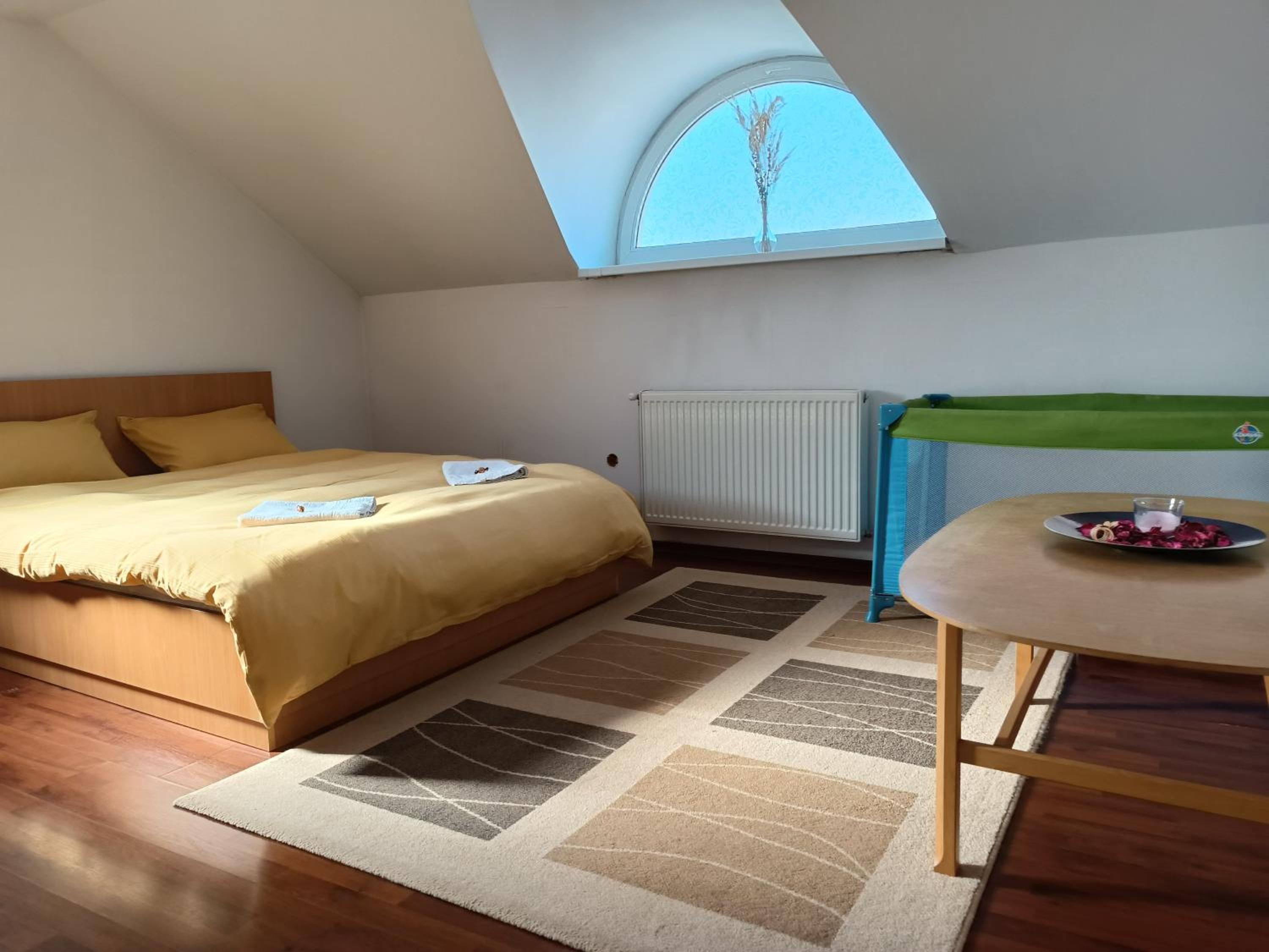 Two-Bedroom Apartment - Photo 6