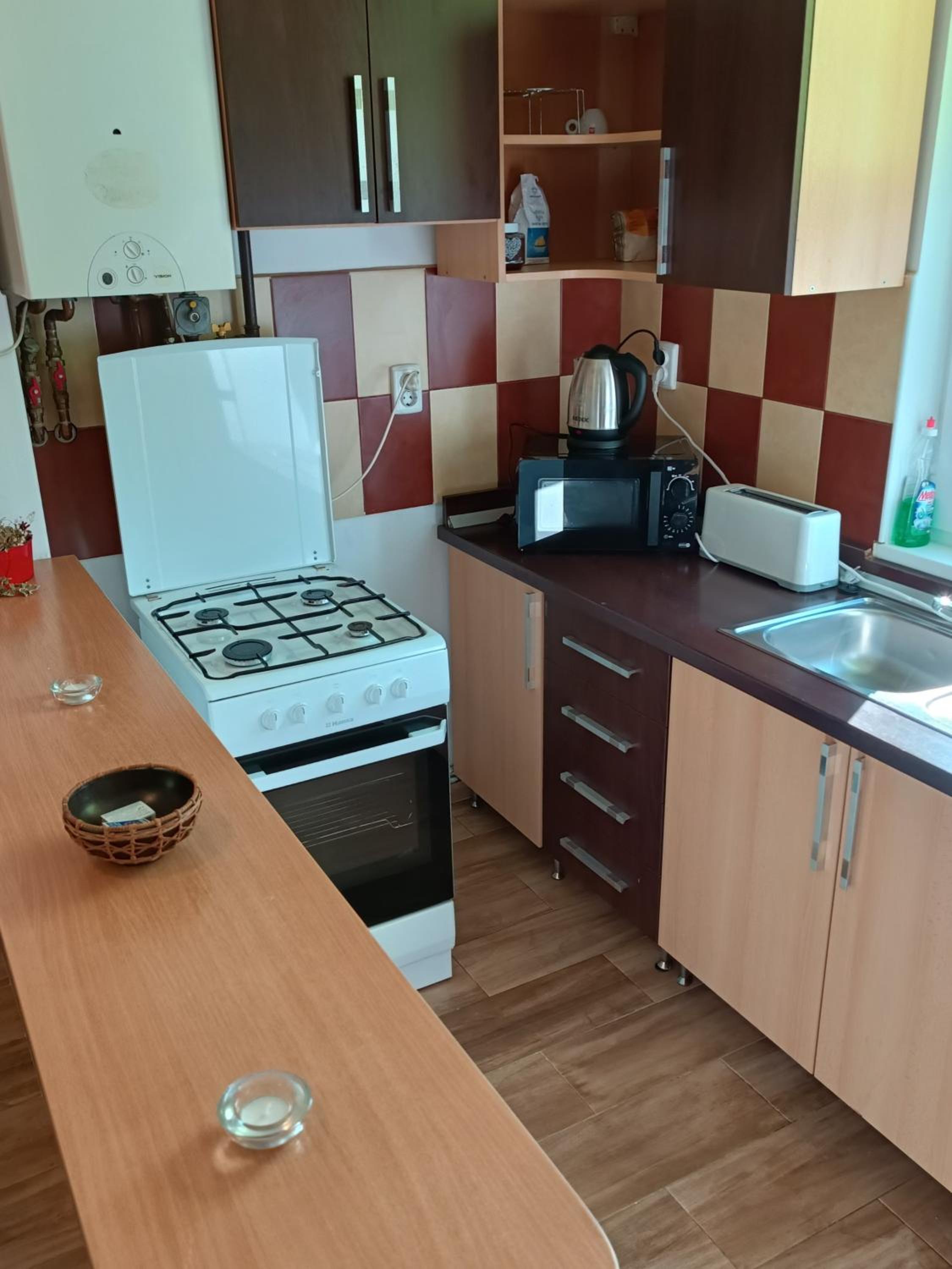 Two-Bedroom Apartment - Photo 8