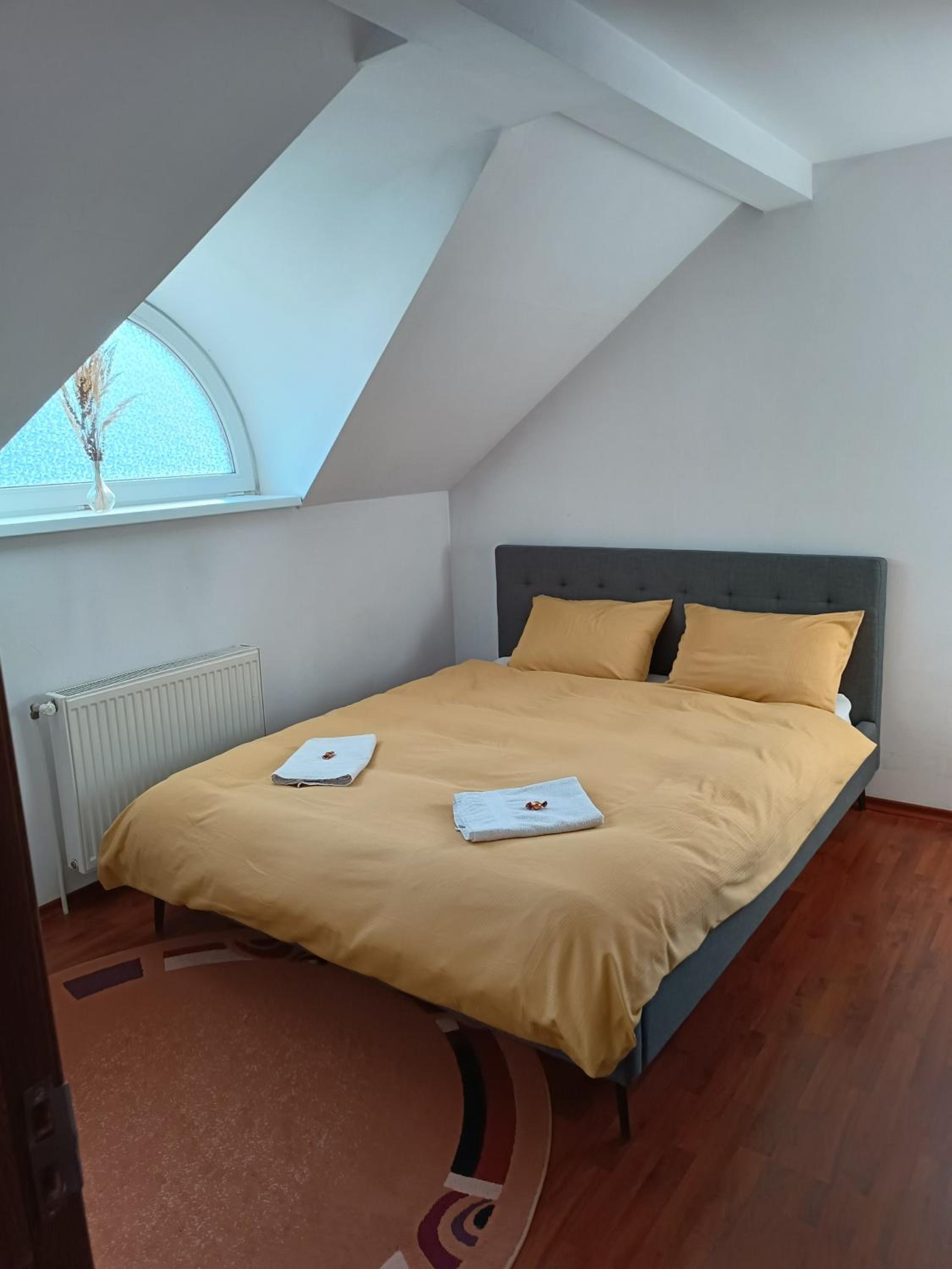 Two-Bedroom Apartment - Photo 12