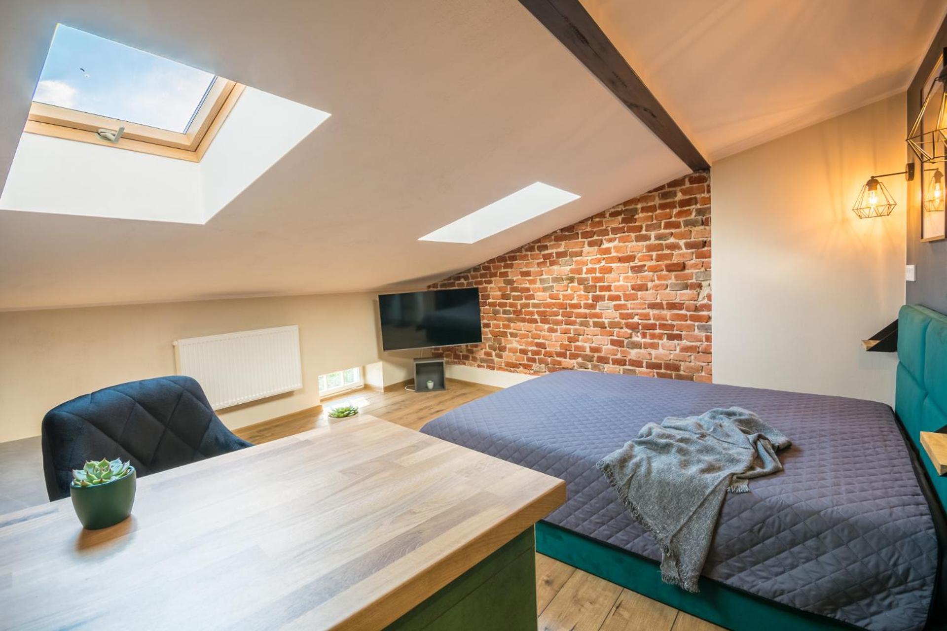 King Studio with Sofa Bed photo 1
