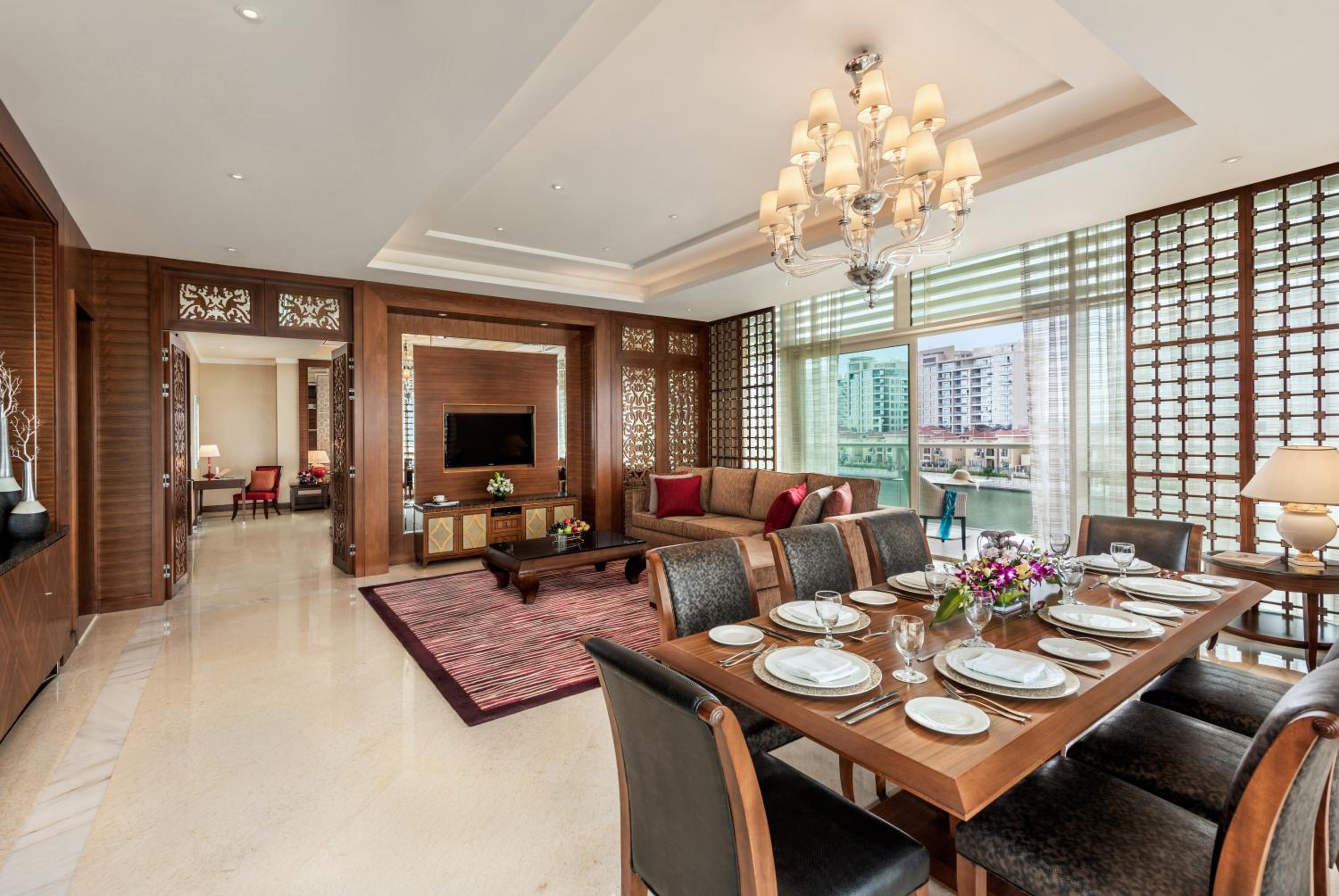 Al Raha Suite– Free daily shuttle bus to Yas attractions, Yas Mall and Grand Mosque photo 2