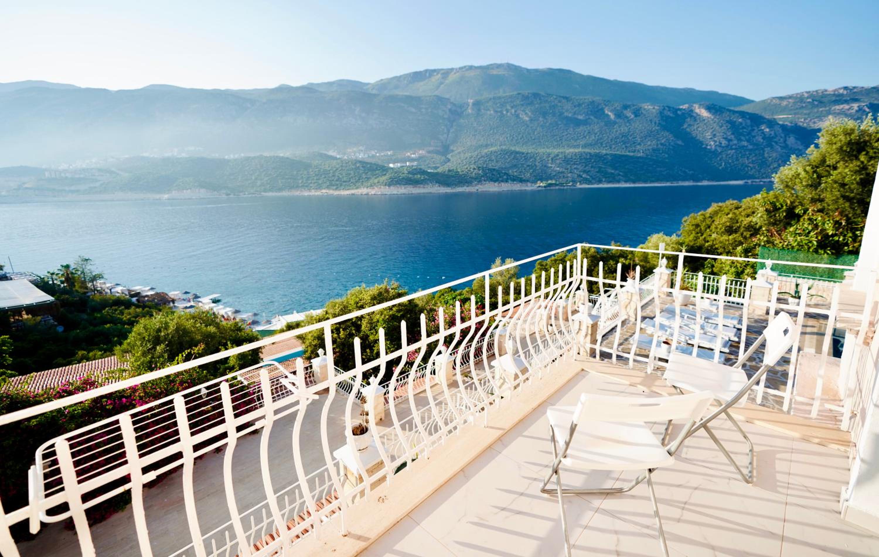 Double Room With Balcony And Sea View - Photo 41