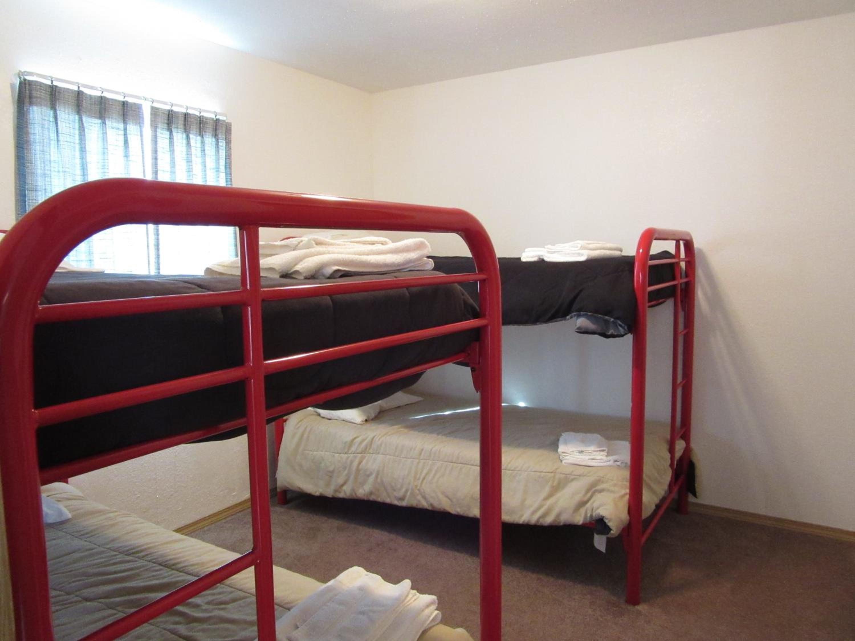 Two-Bedroom House photo 3