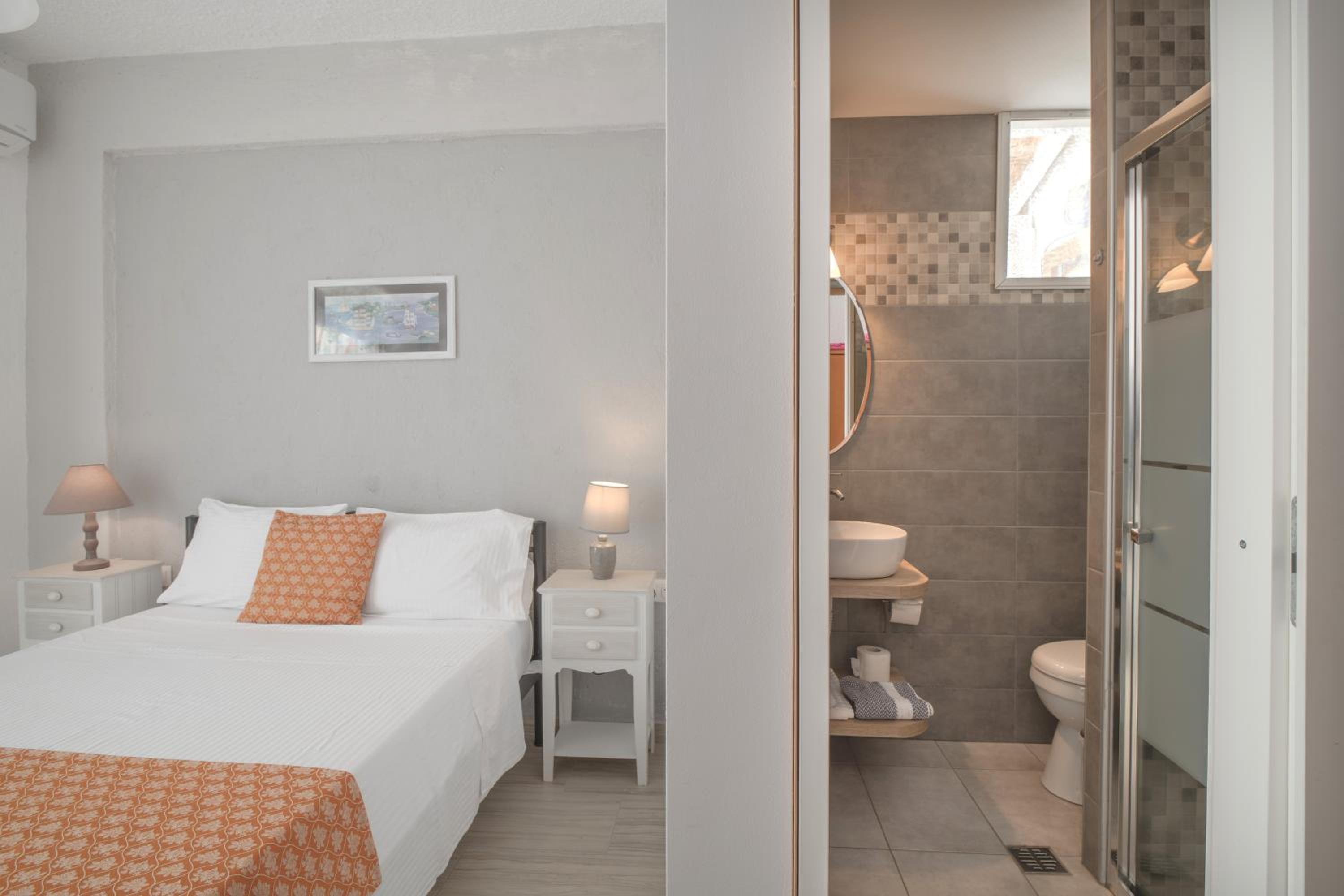 Double Room with Mountain View