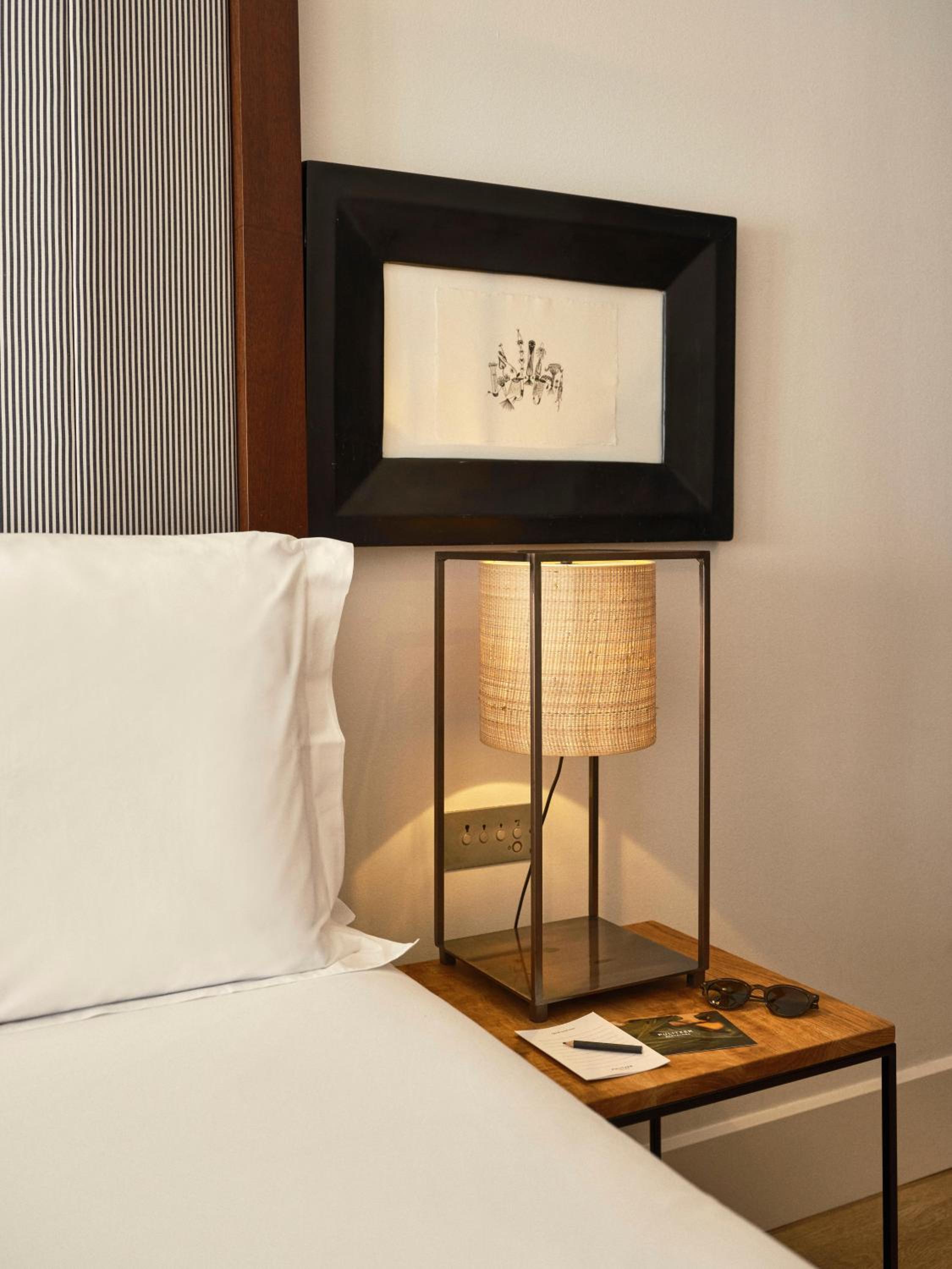 Double or Twin Room thumbnail 5