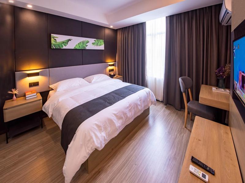 Selected Double Room photo 3