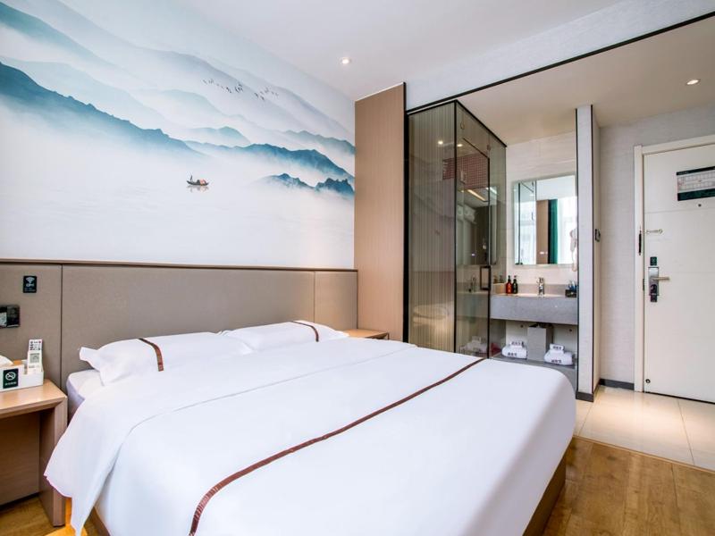 Mainland Chinese Citizens - Selected Double Room photo 2