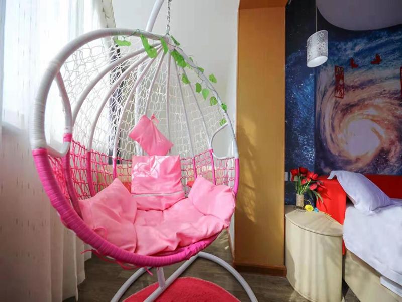 Flavour Round Bed Room