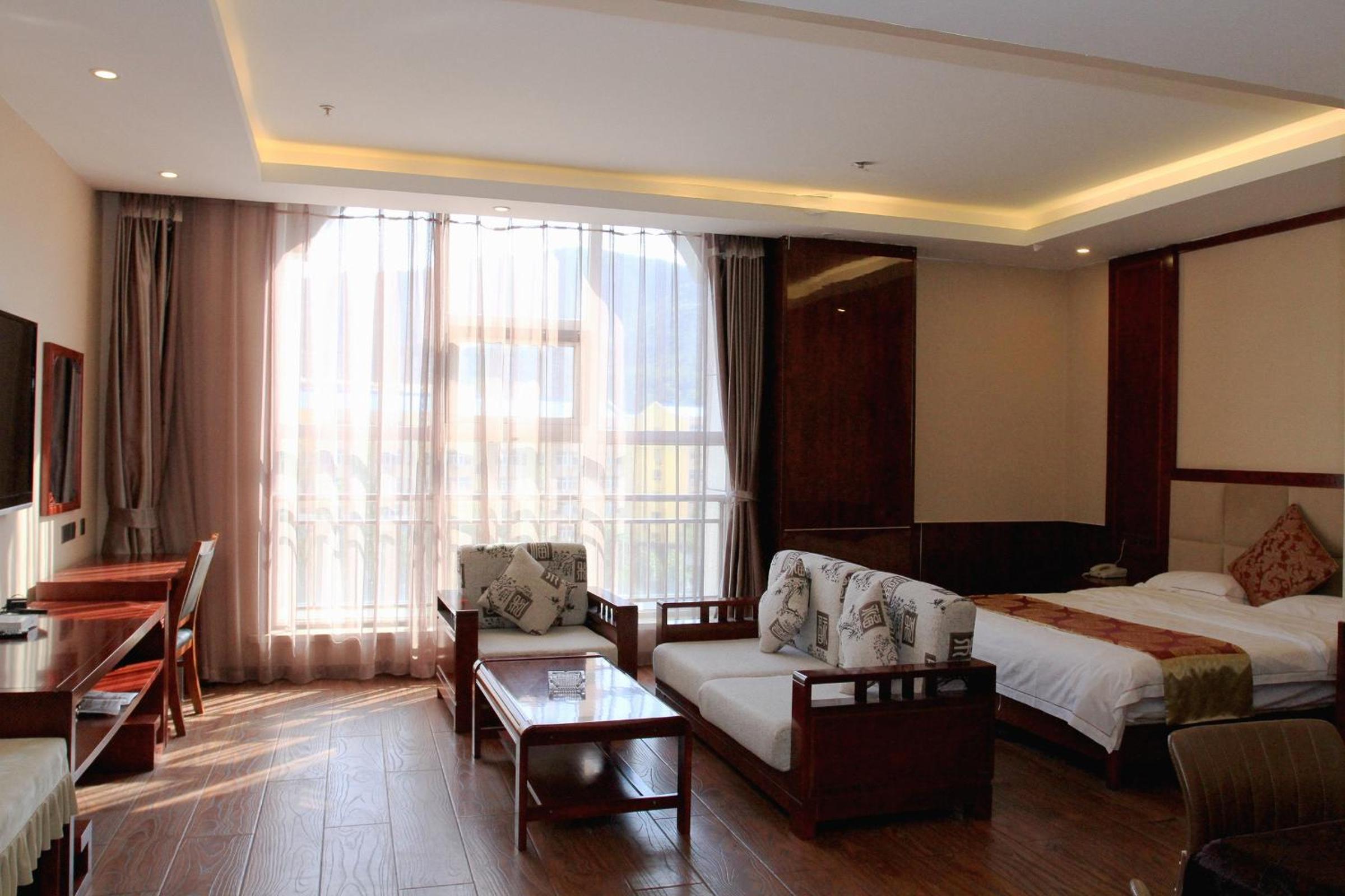 Mainland Chinese Citizens - Casual Room With Mahjong photo 2