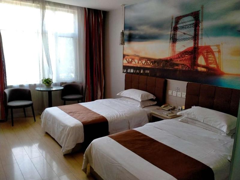 Mainland Chinese Citizens - Standard Twin Room photo 2