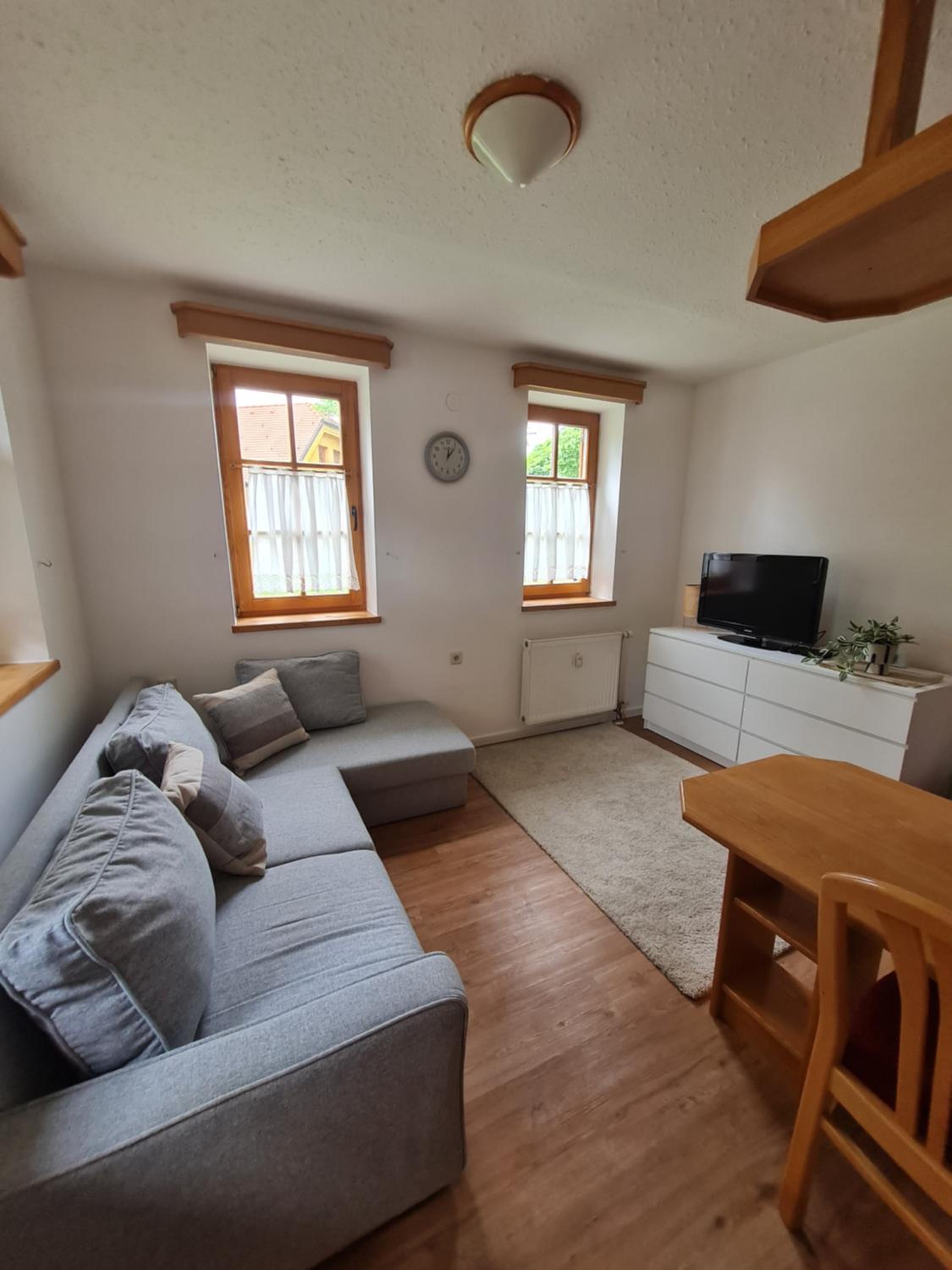 One-Bedroom Apartment with Terrace photo 3