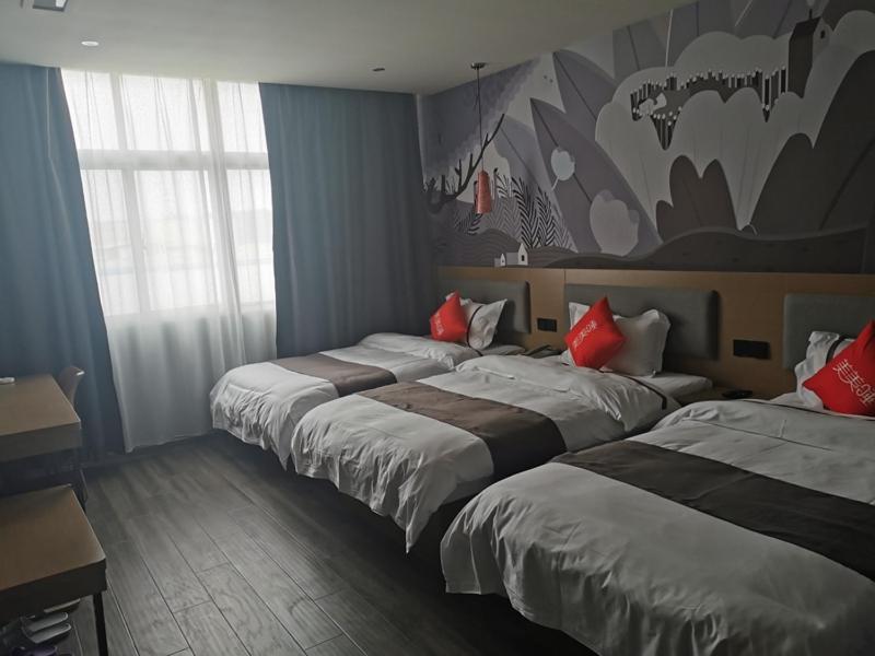 Mainland Chinese Citizens - Triple Room photo 3