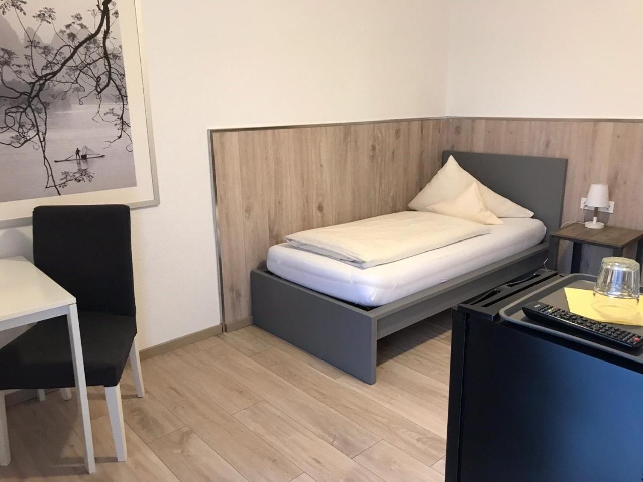 Single Room photo 3