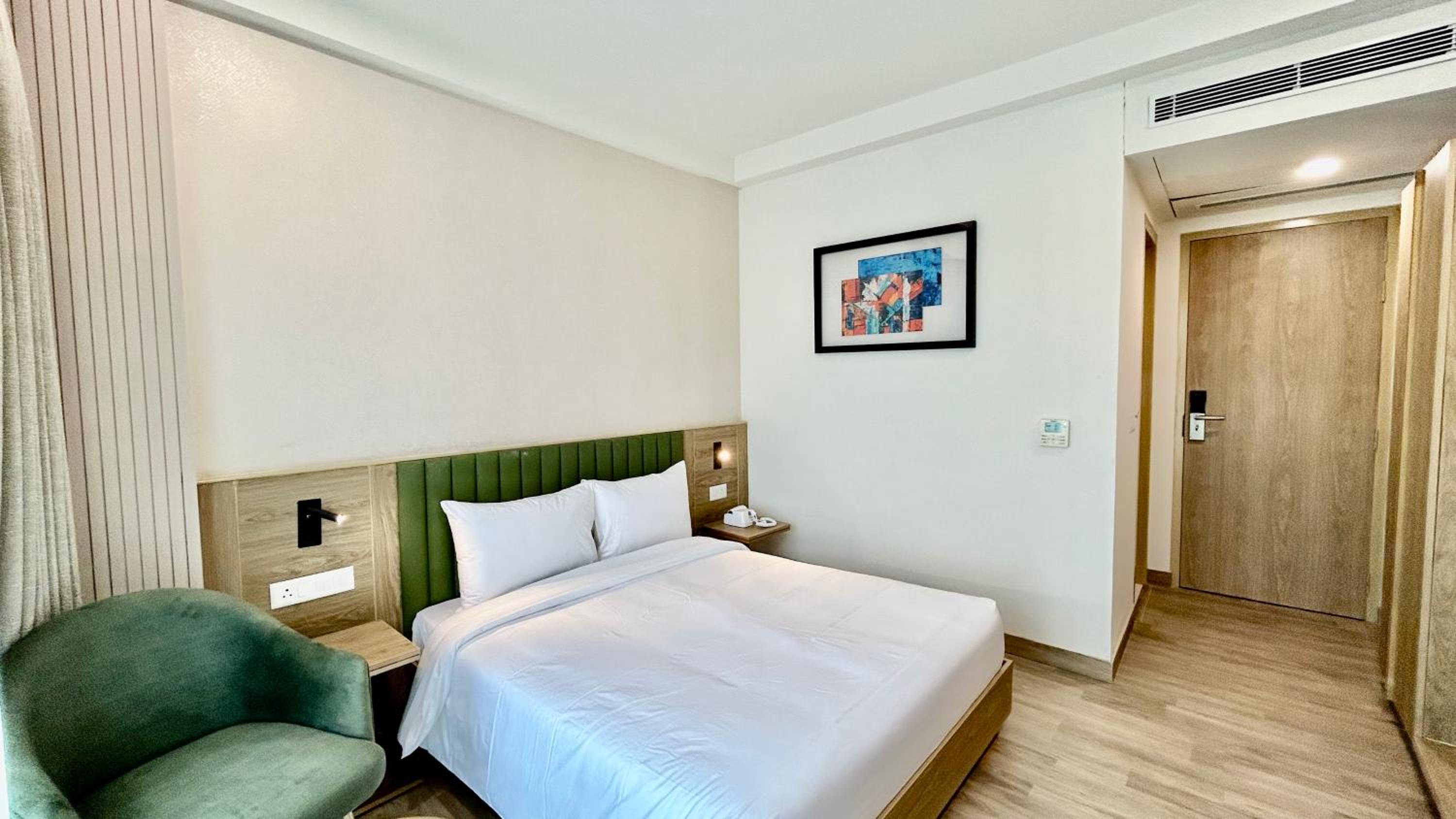 Deluxe Double Room photo 3