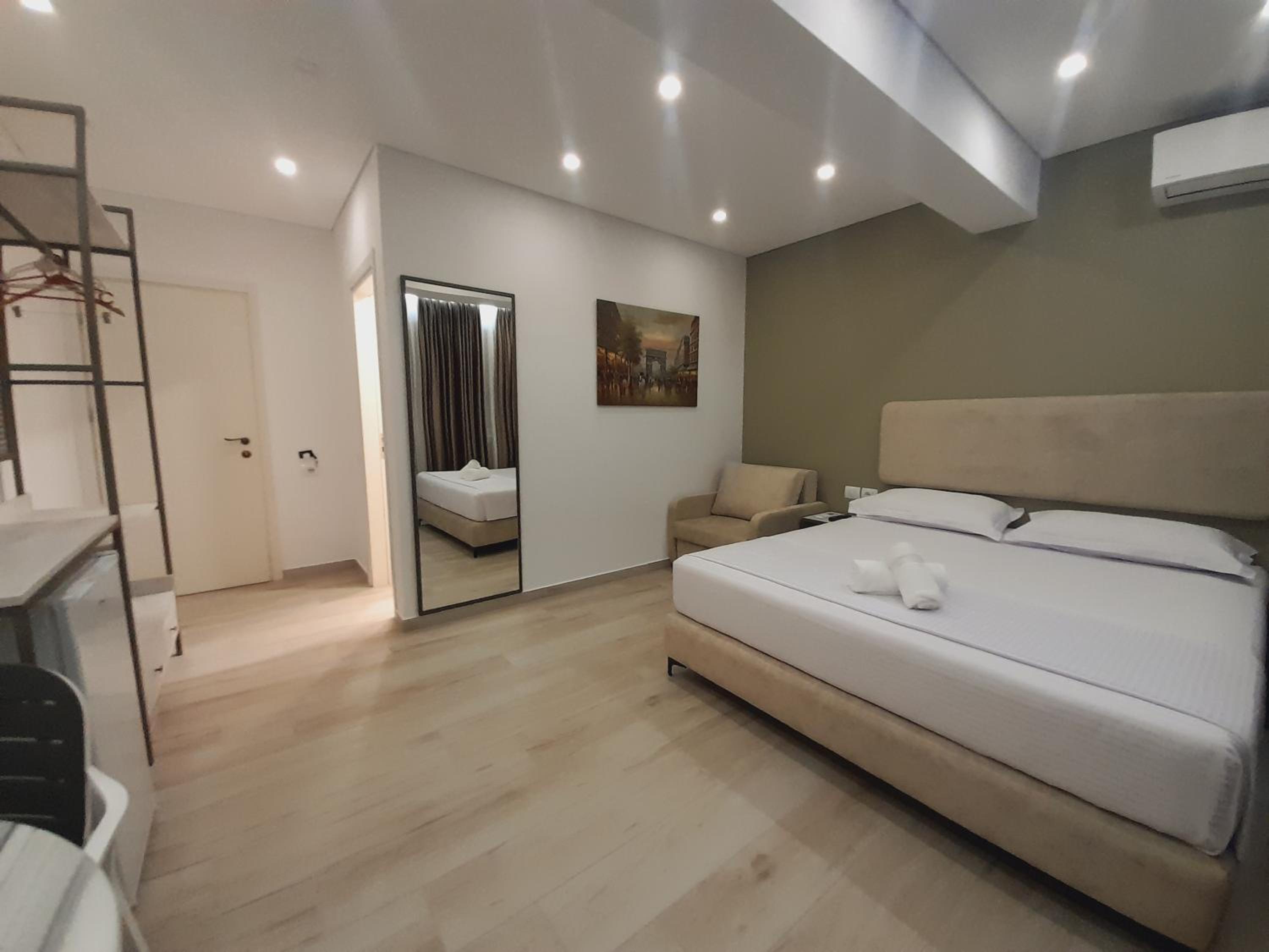Triple Room with Balcony photo 3